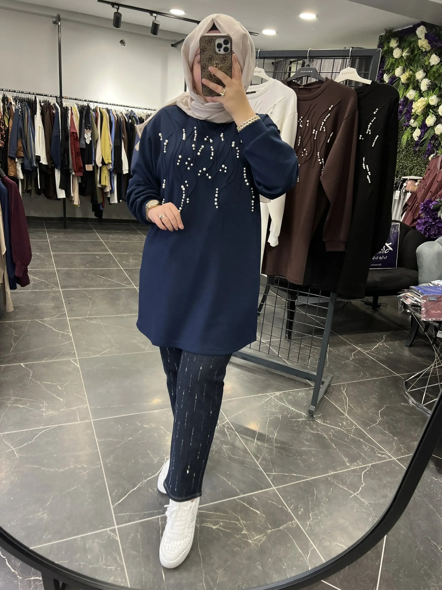Levidor İncili Taşlı Sweat