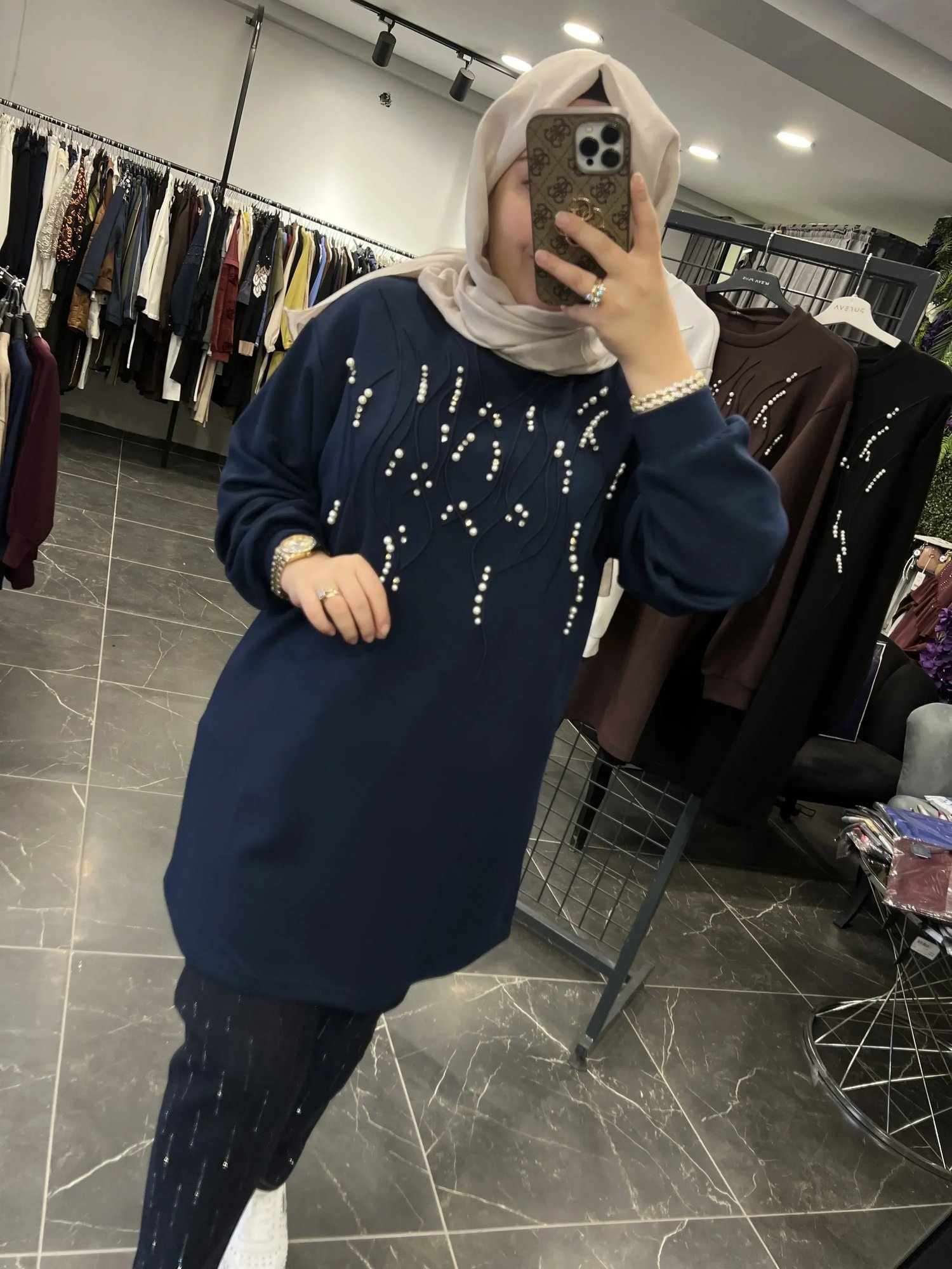 Levidor İncili Taşlı Sweat