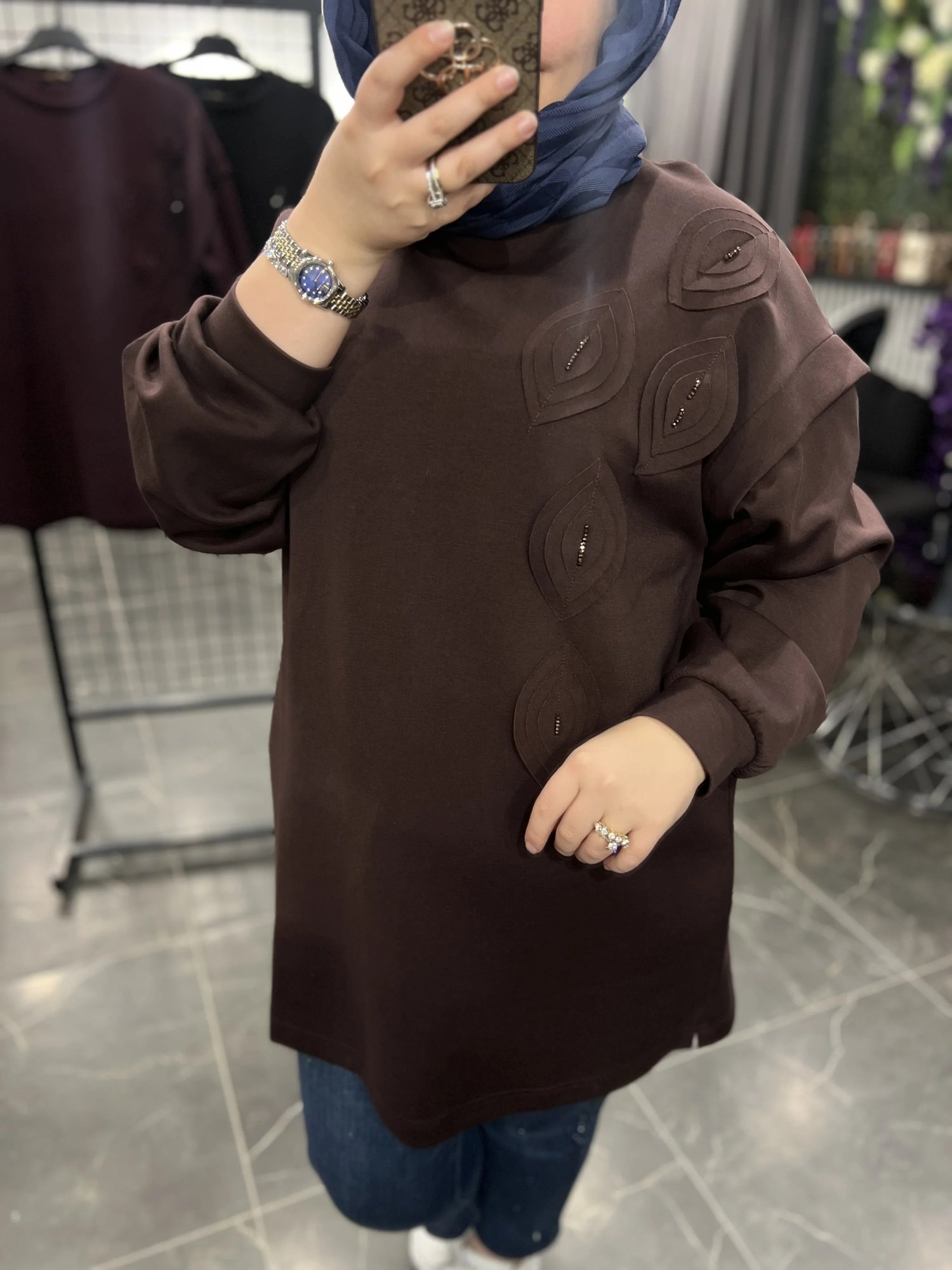 Levidor Yapraklı İşlemeli Sweat