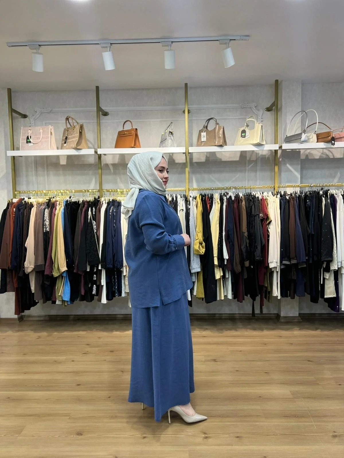 PUREVA Sıra Boncuklu İpek Tensel Etek Takım