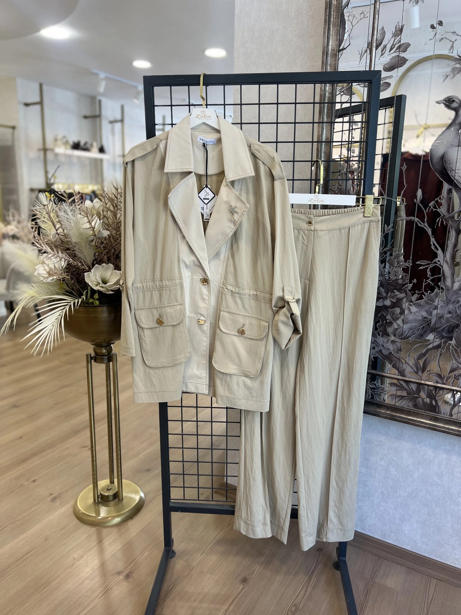 SBL Broşlu Blazer Takım