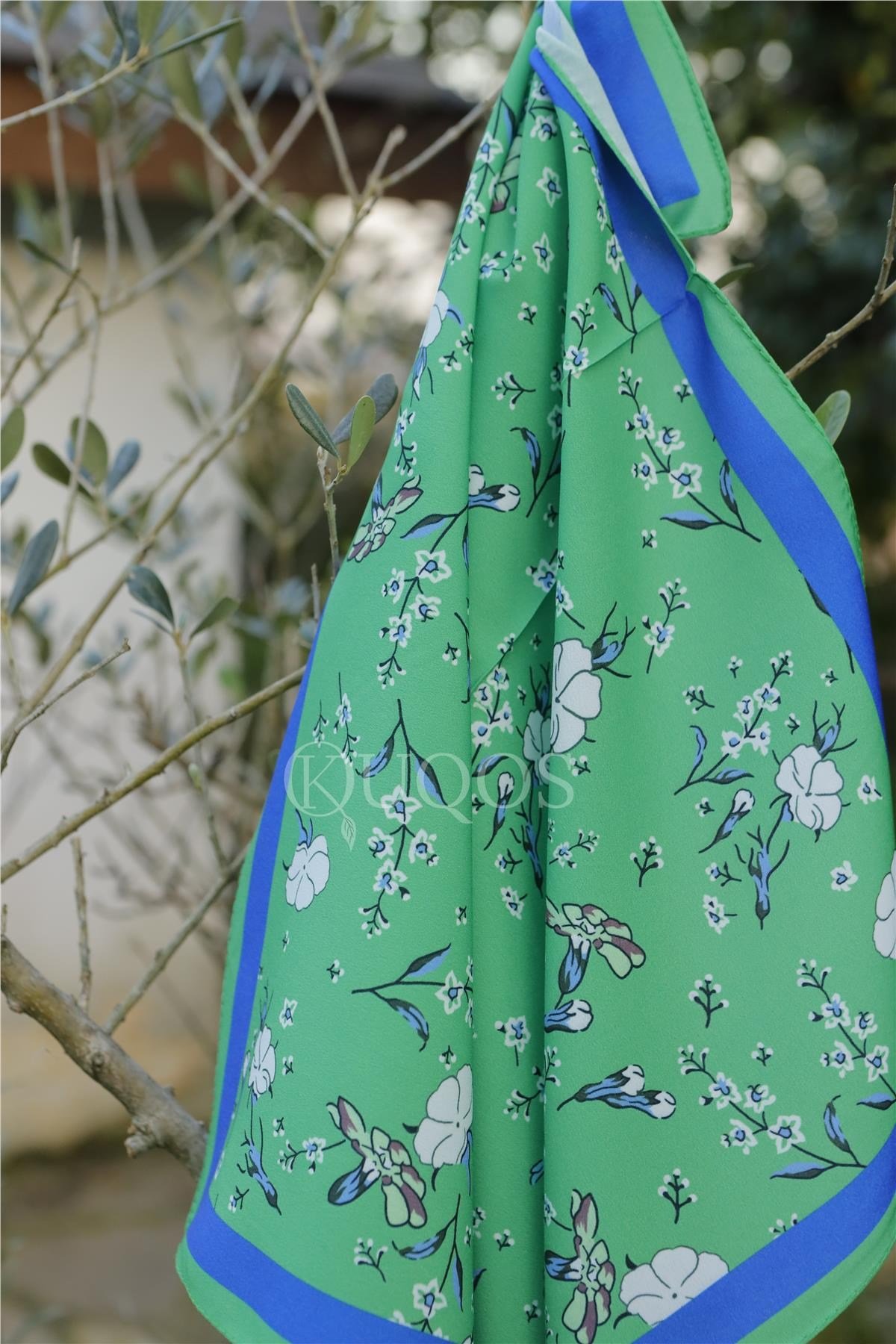 afrodit-desenli-bandana-benetton-d-b0a4.webp