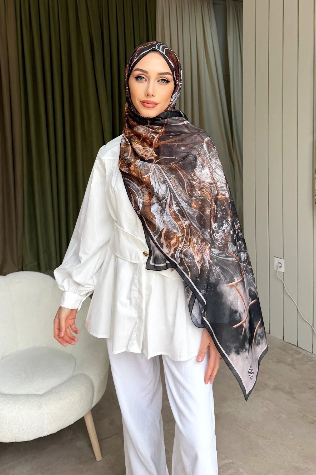 aqua-soft-kehribar-desenli-siyah-sal-91aa59.jpg