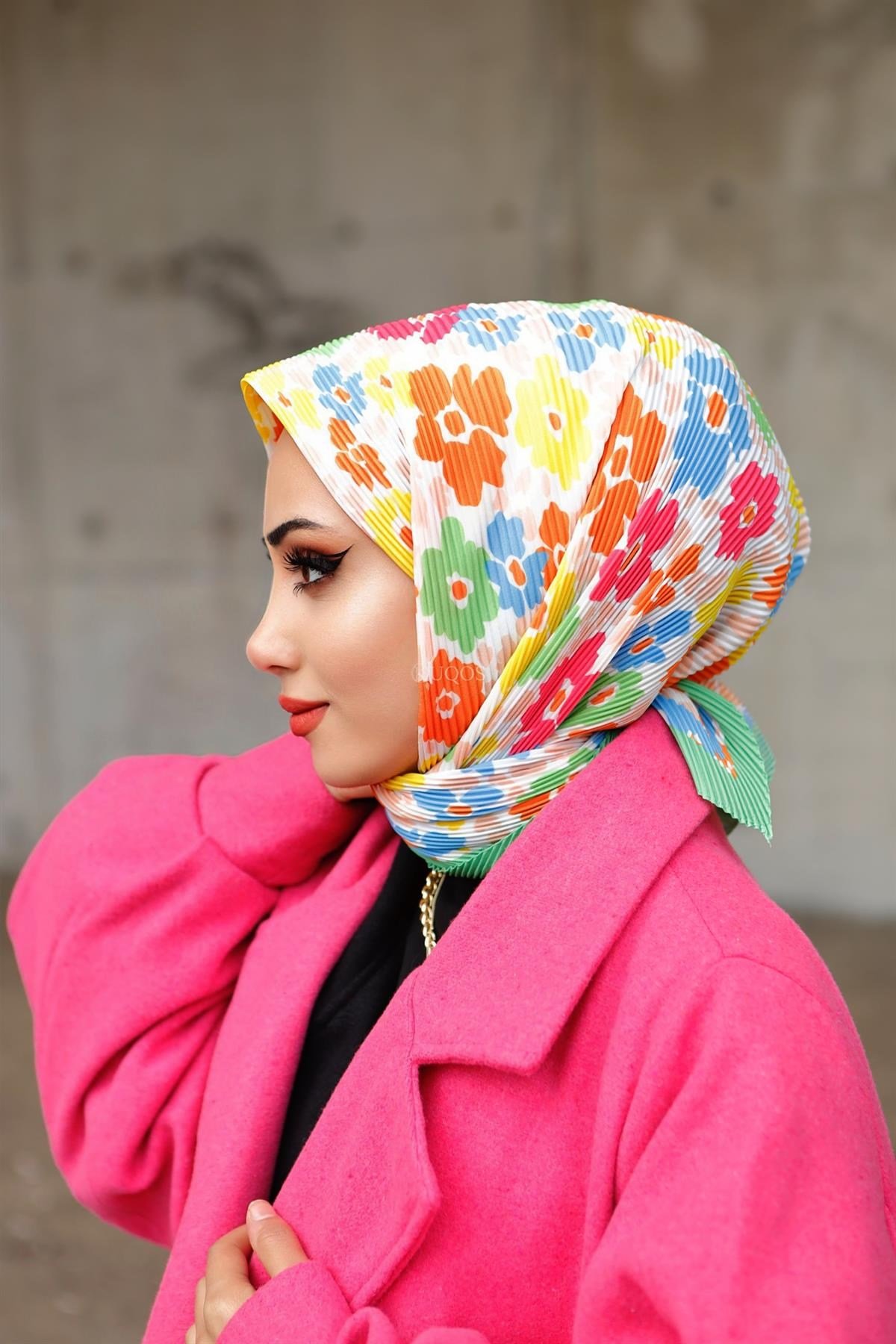 bloom-desenli-piliseli-esarp-benetton-48f0-9.webp