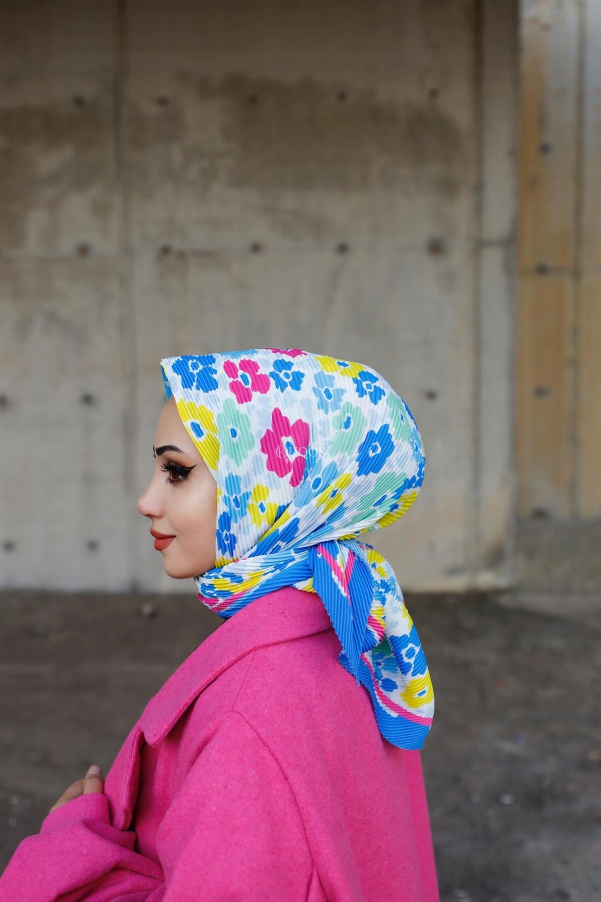 bloom-desenli-piliseli-esarp-mavi-9cb3a8.webp