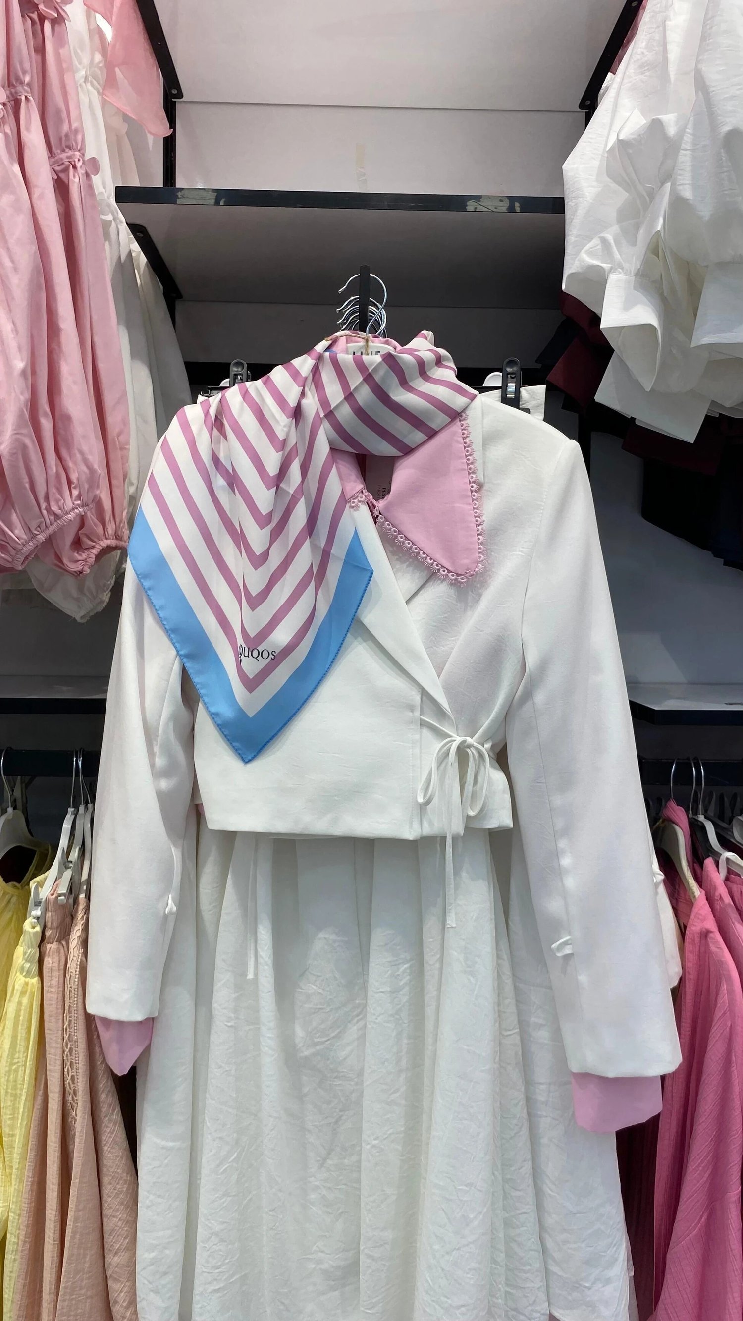 cizgili-esarp-mavi-pembe-0-4345.jpg