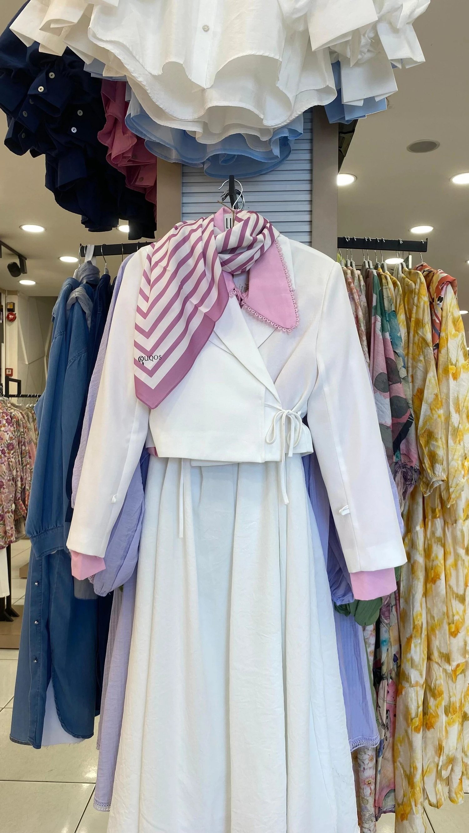 cizgili-esarp-pembe-4d-a5b.jpg