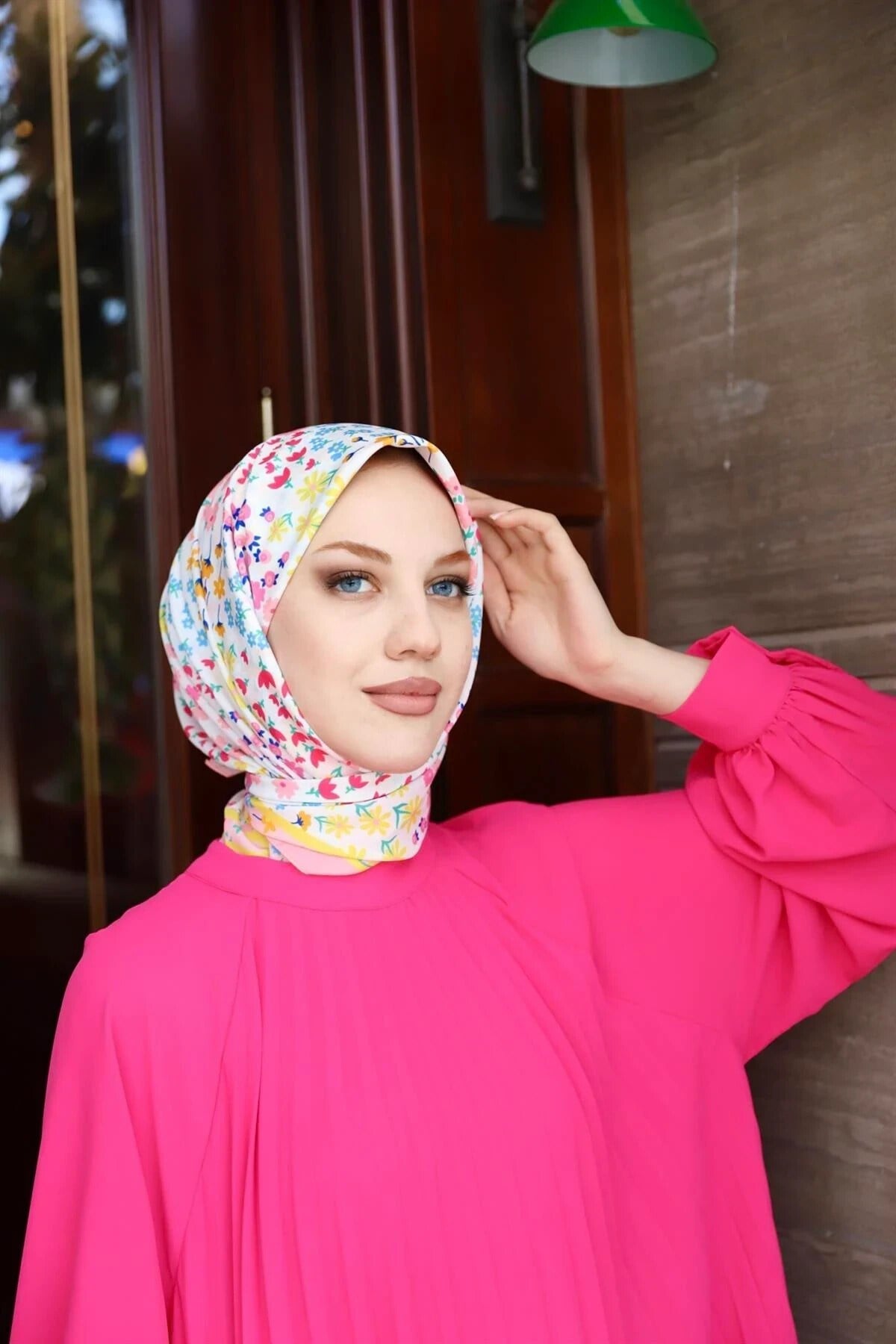 demeter-esarp-pembe-61bb61.jpg
