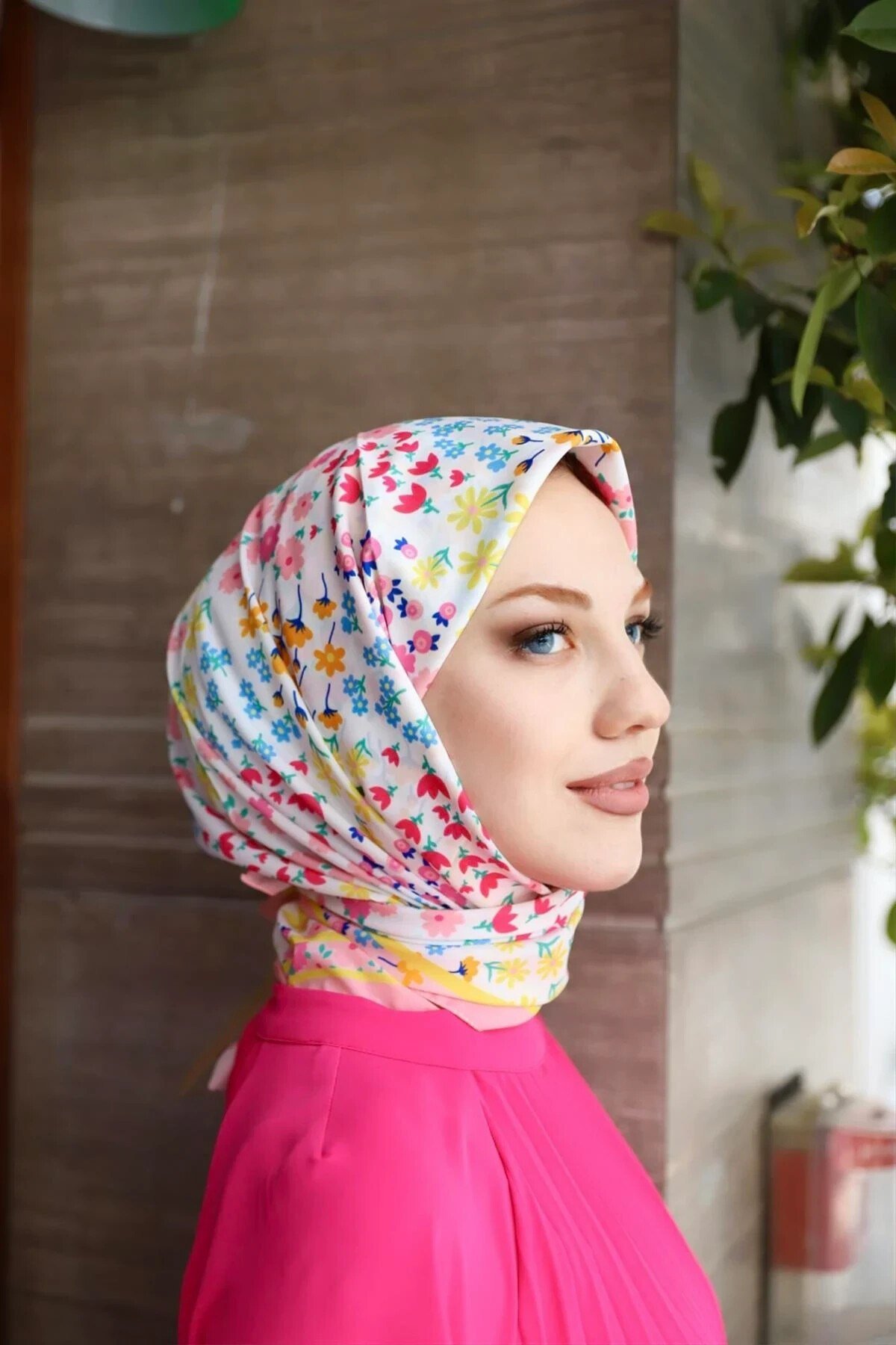 demeter-esarp-pembe-a333fe.jpg