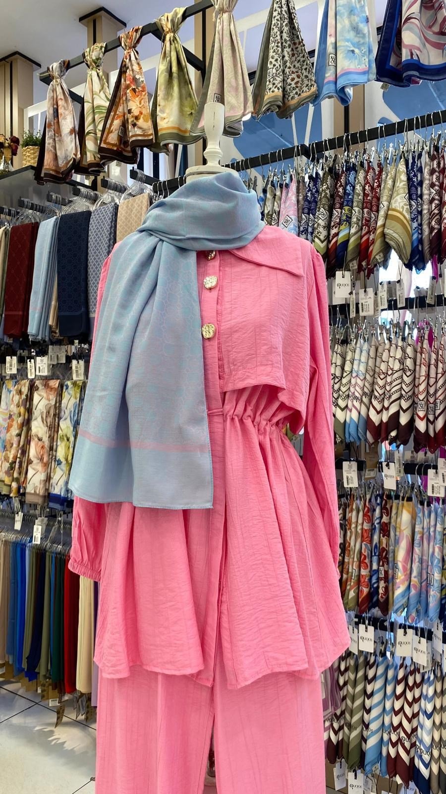 hanedan-golgesi-sal-mavi-pembe-3de-f3.webp
