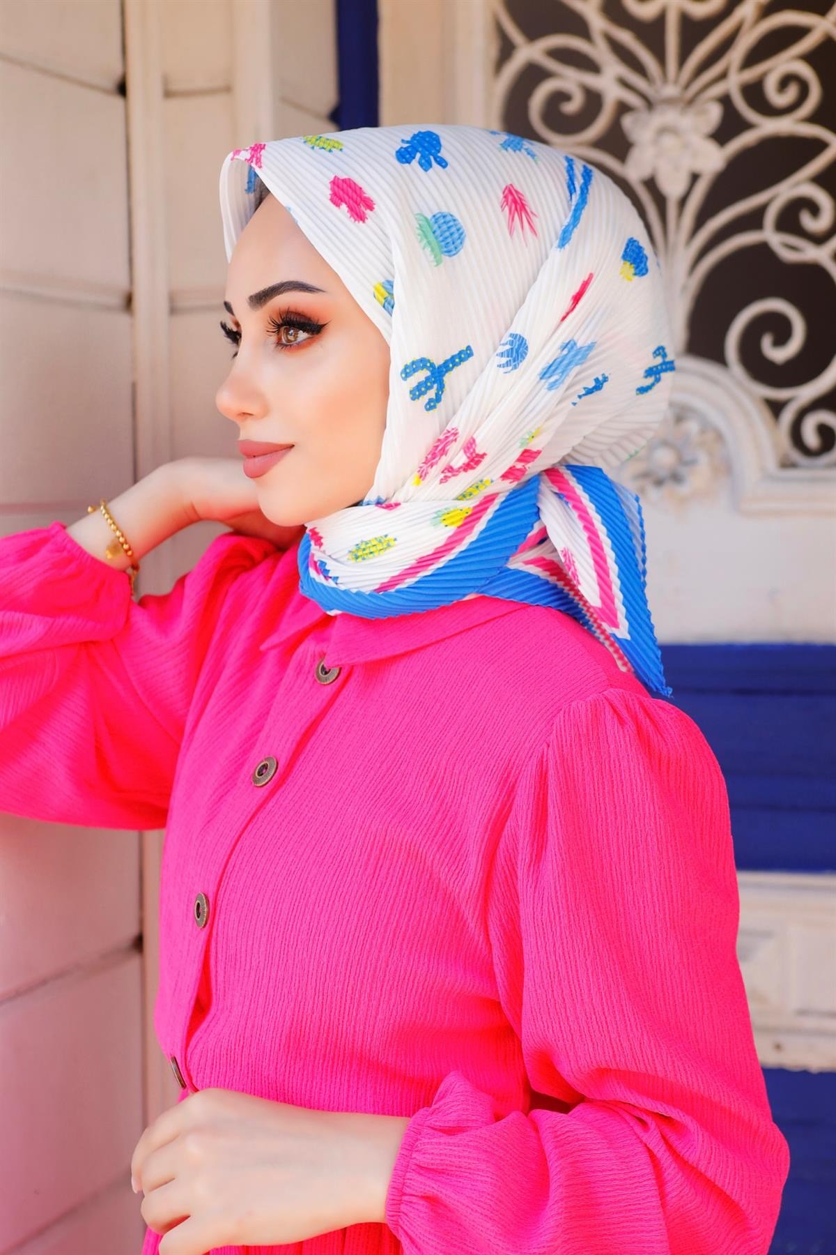 kaktus-desenli-piliseli-esarp-mavi-4326-a.webp