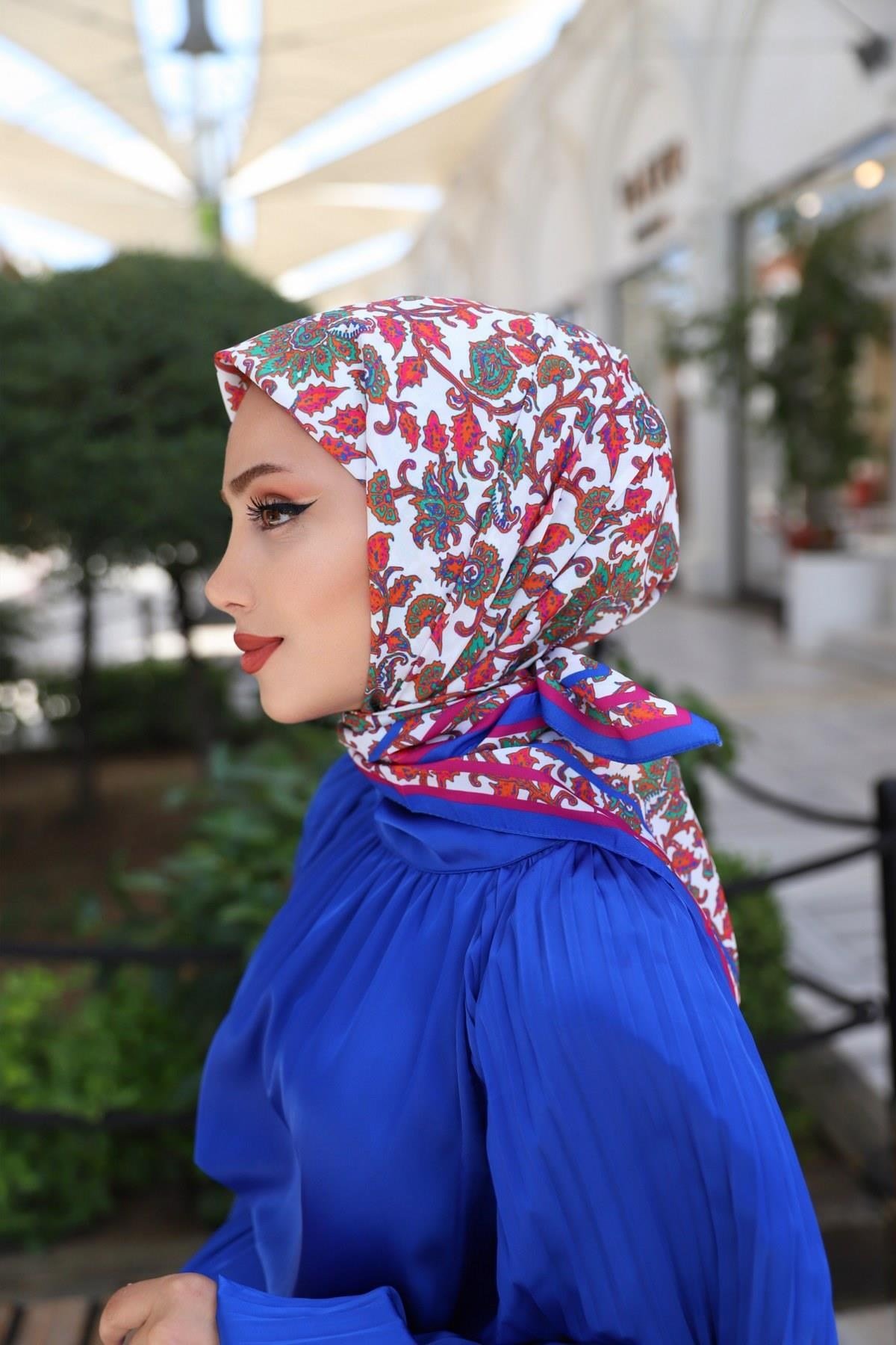 karmen-esarp-saks--f12a-.webp
