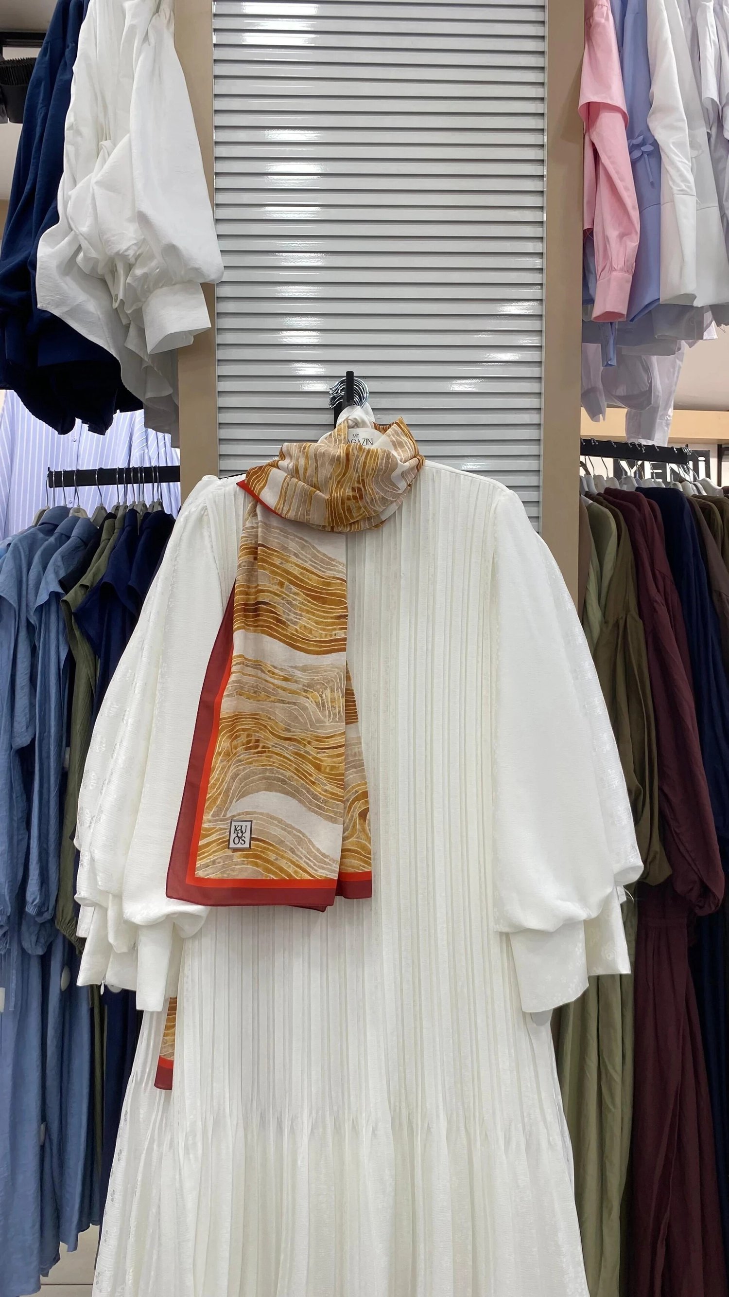 kirmizi-renk-gecisli-desenli-aqua-soft-d5a8-7.jpg