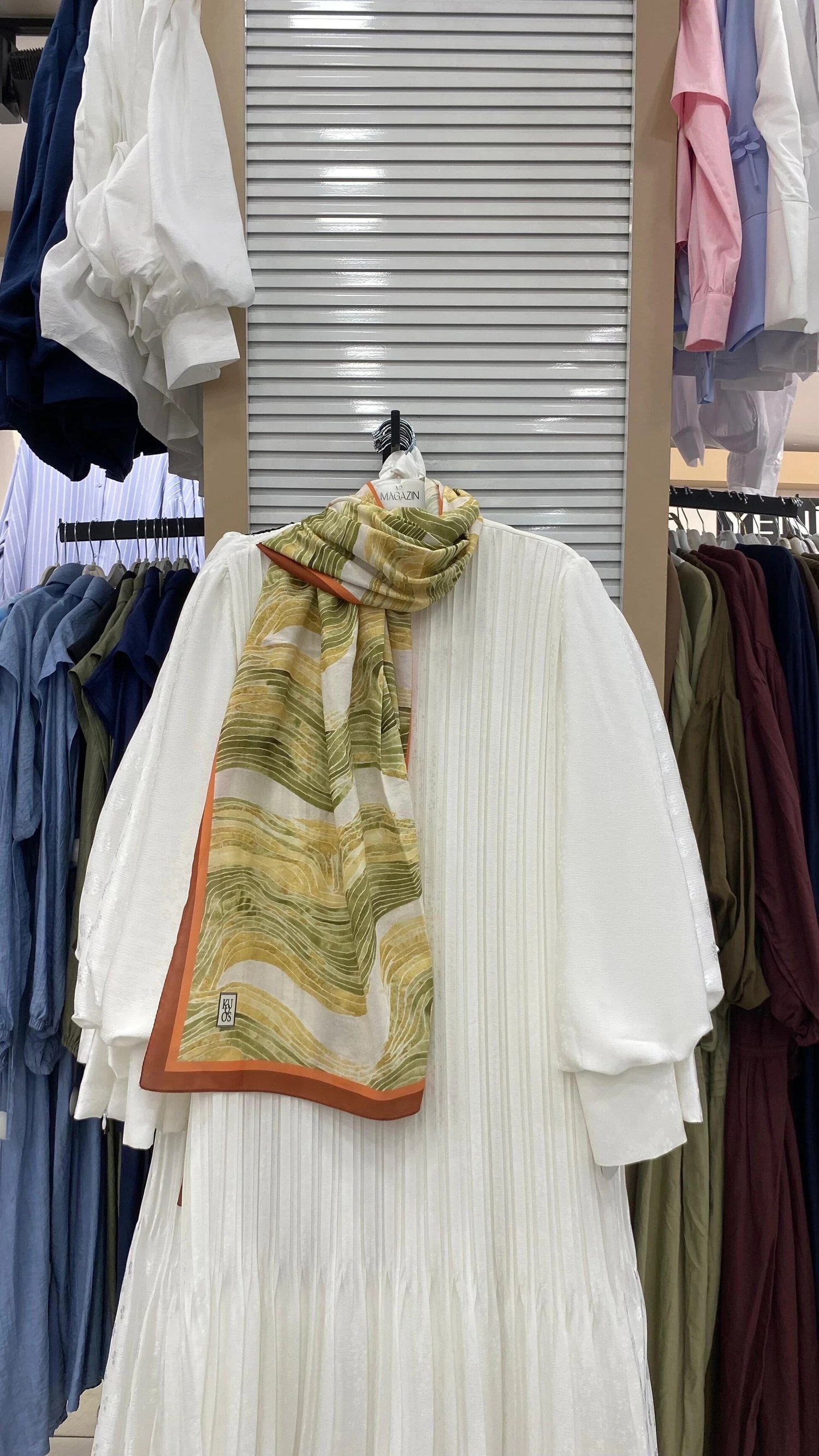 kirmizi-renk-gecisli-desenli-aqua-soft-e-8922.jpg