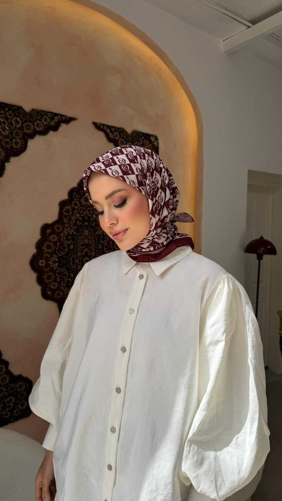 kuqos-aqua-soft-kirmizi-beyaz-esarp-yu--57f2-.webp