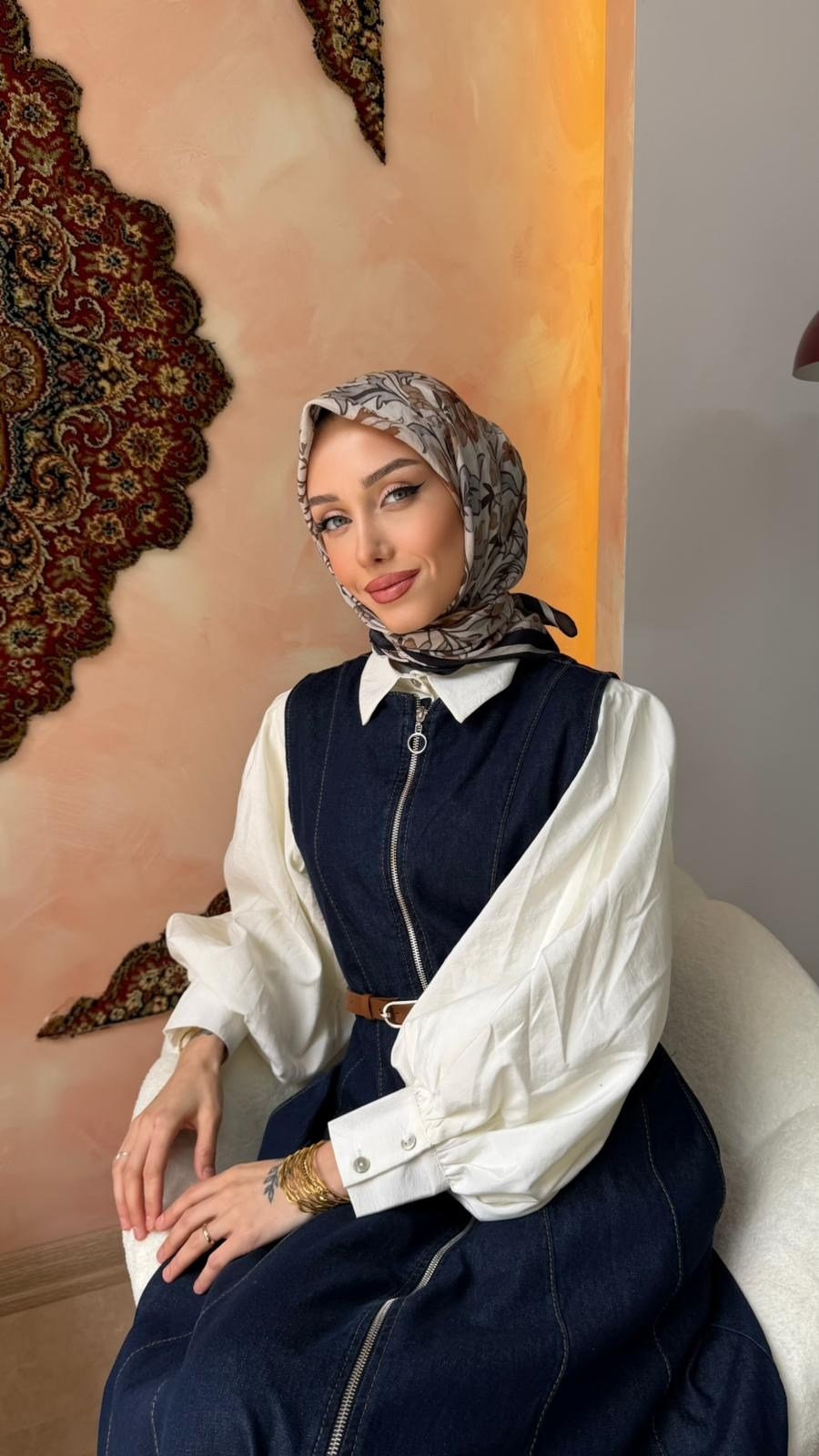 kuqos-zumrut-yoncasi-desenli-naida-esa-5f70-4.webp