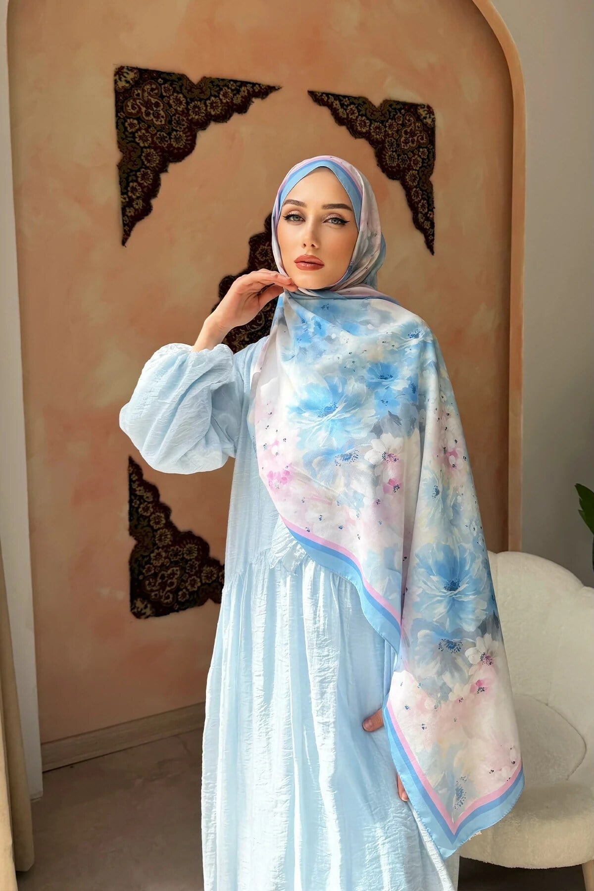 nazli-bahar-sal-mavi-beyaz-4b-b15.jpg