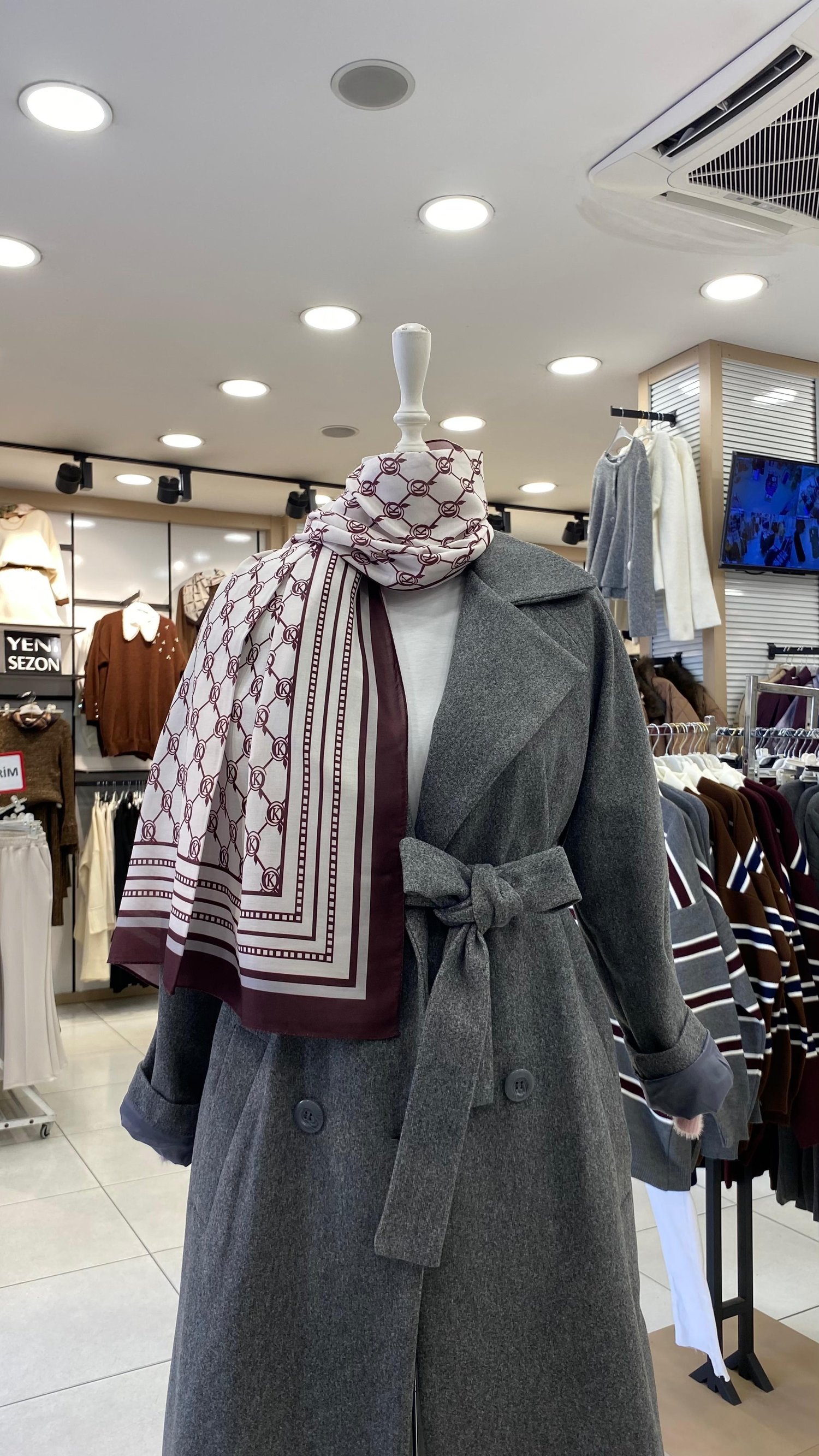 new-kuqos-sal-bordo-gri-970f3a.webp