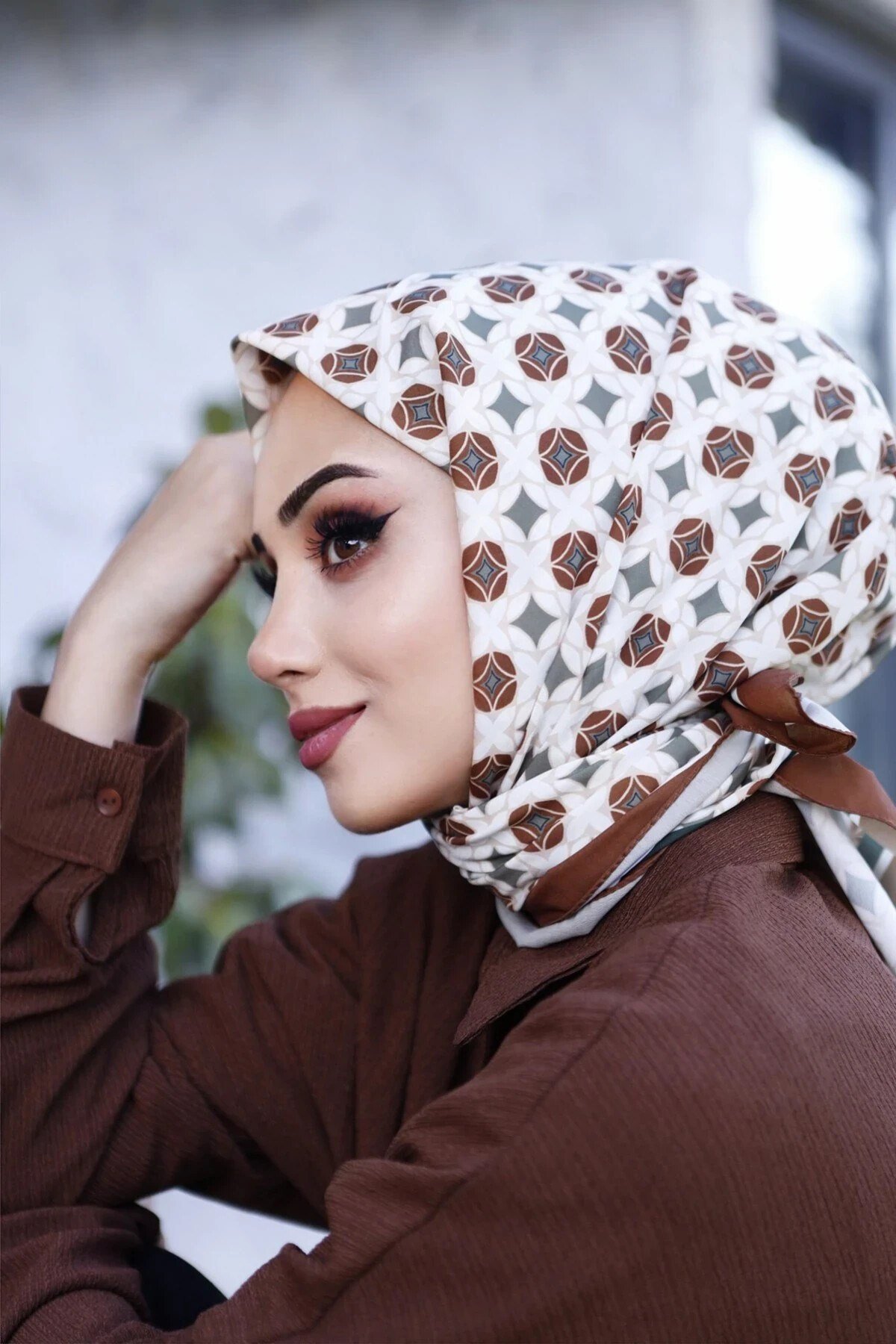 pitikare-desenli-esarp-kahve-d54-ba.jpg