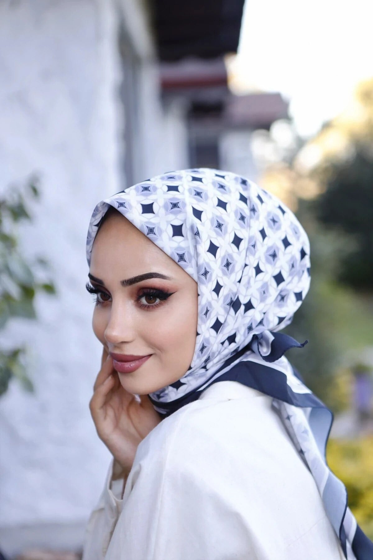 pitikare-desenli-esarp-siyah-0c1e85.jpg