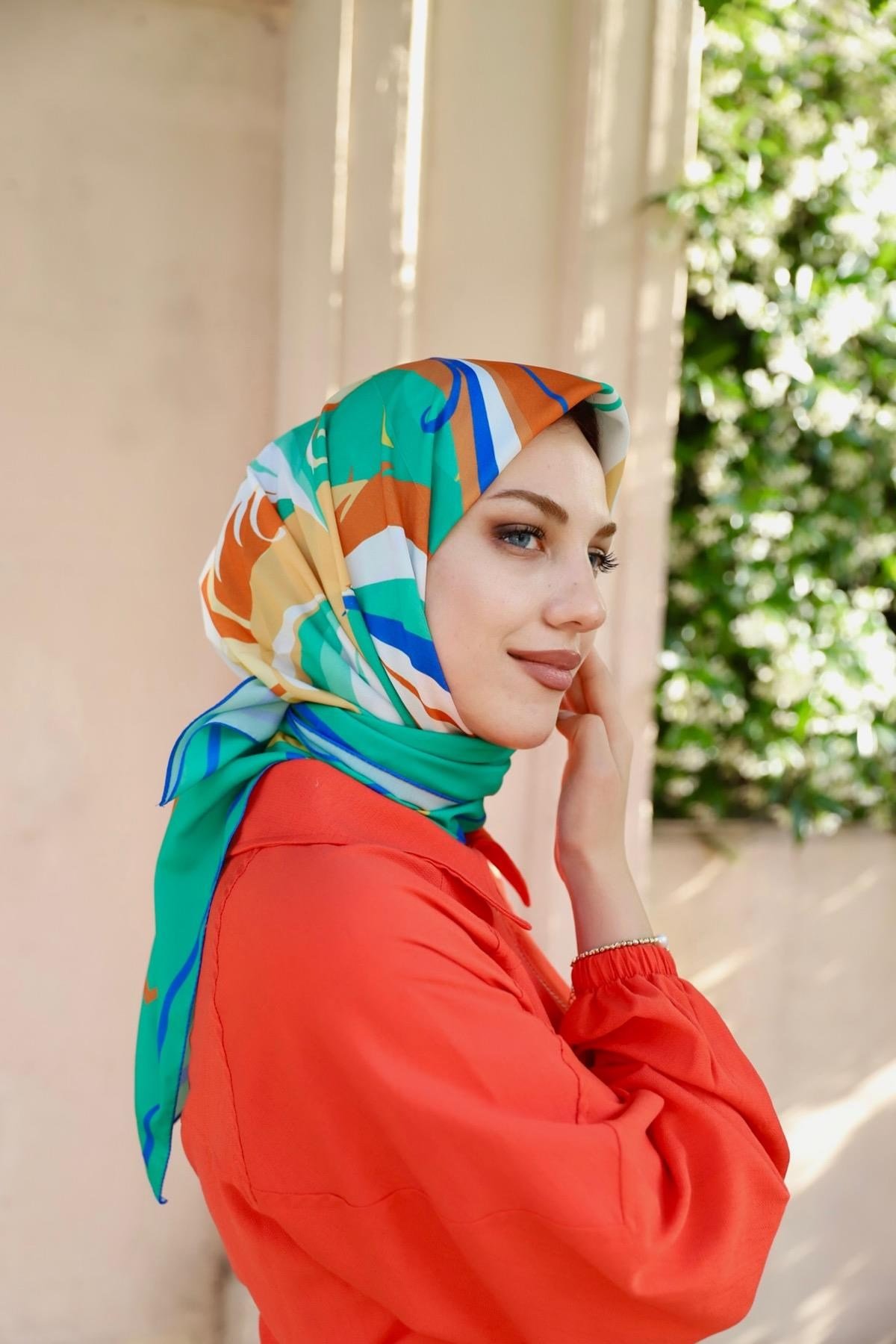 renk-dansi-esarp-benetton--b86b-.webp