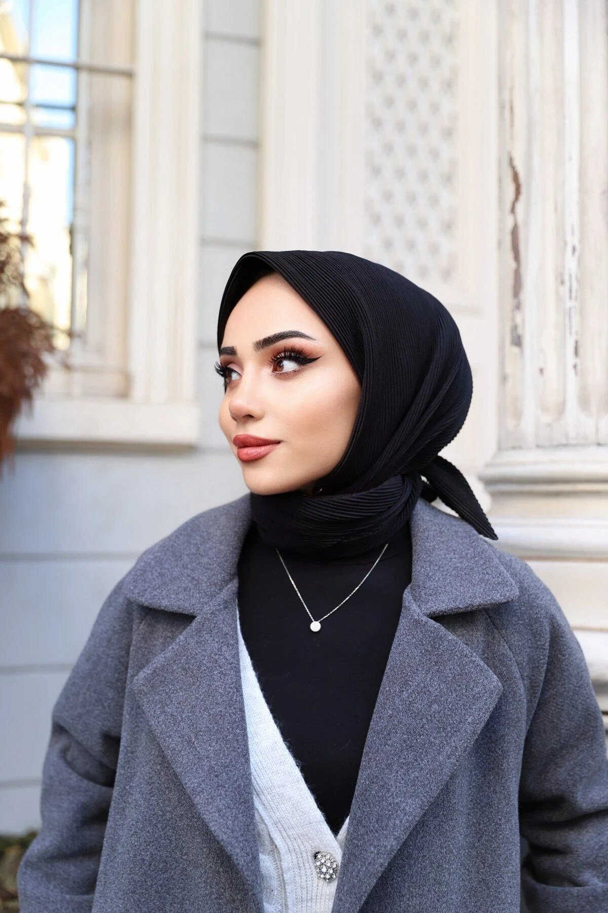 tek-renk-piliseli-esarp-siyah-8bb515.jpg
