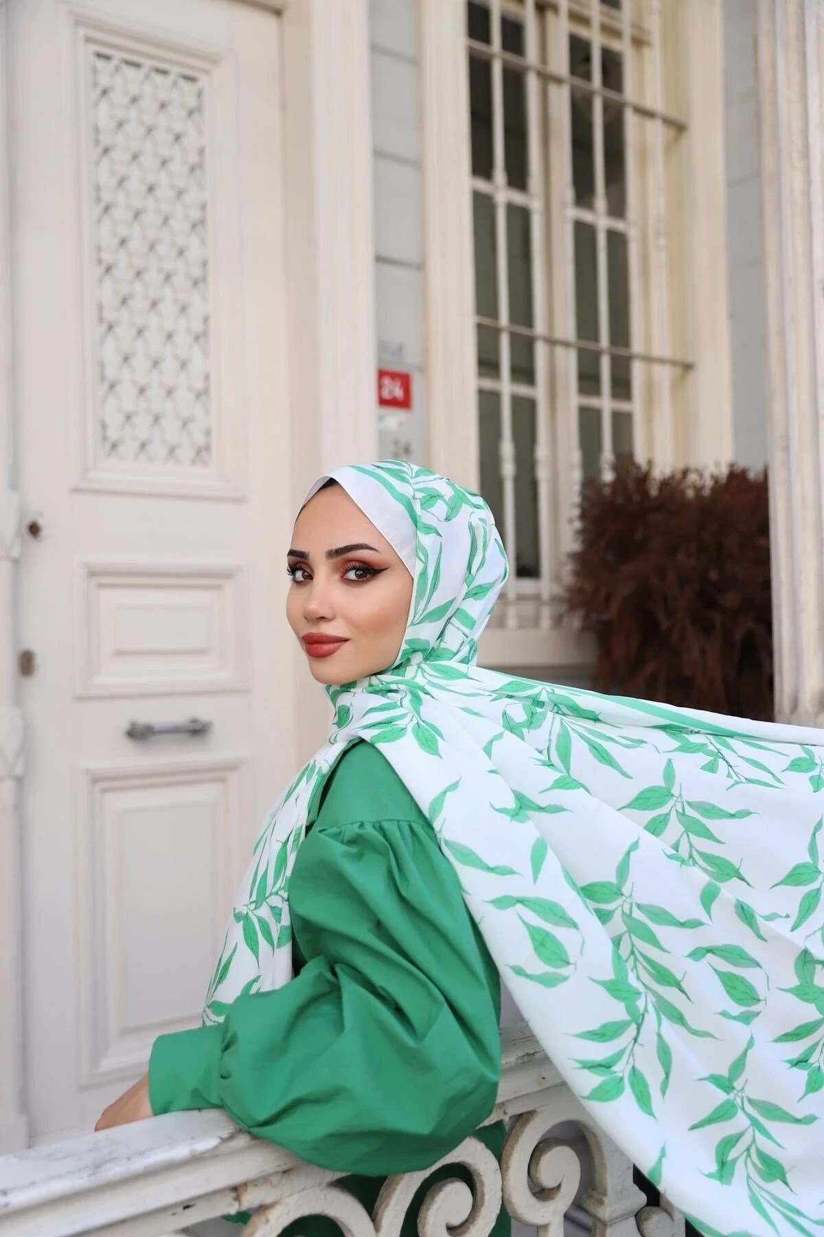 zeytindali-desenli-sal-benetton-9f5-cb.jpg