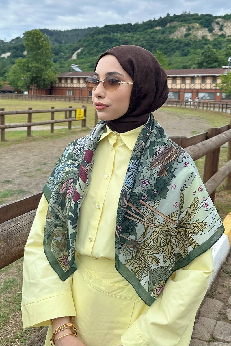 Sakura Vadisi Omuz Şalı