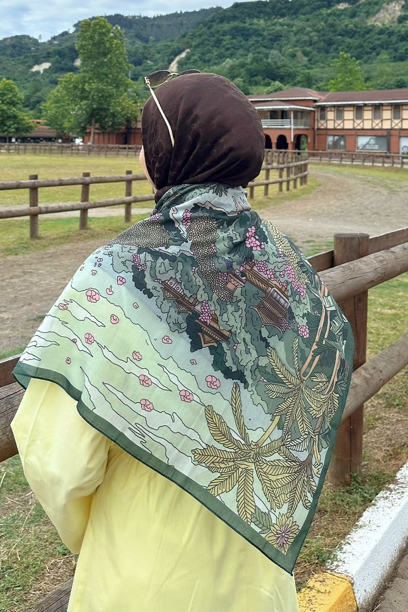Sakura Vadisi Omuz Şalı