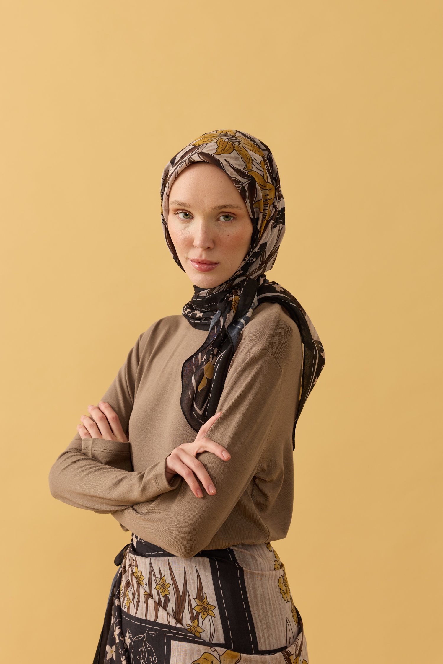 Zambak Pamuk Eşarp