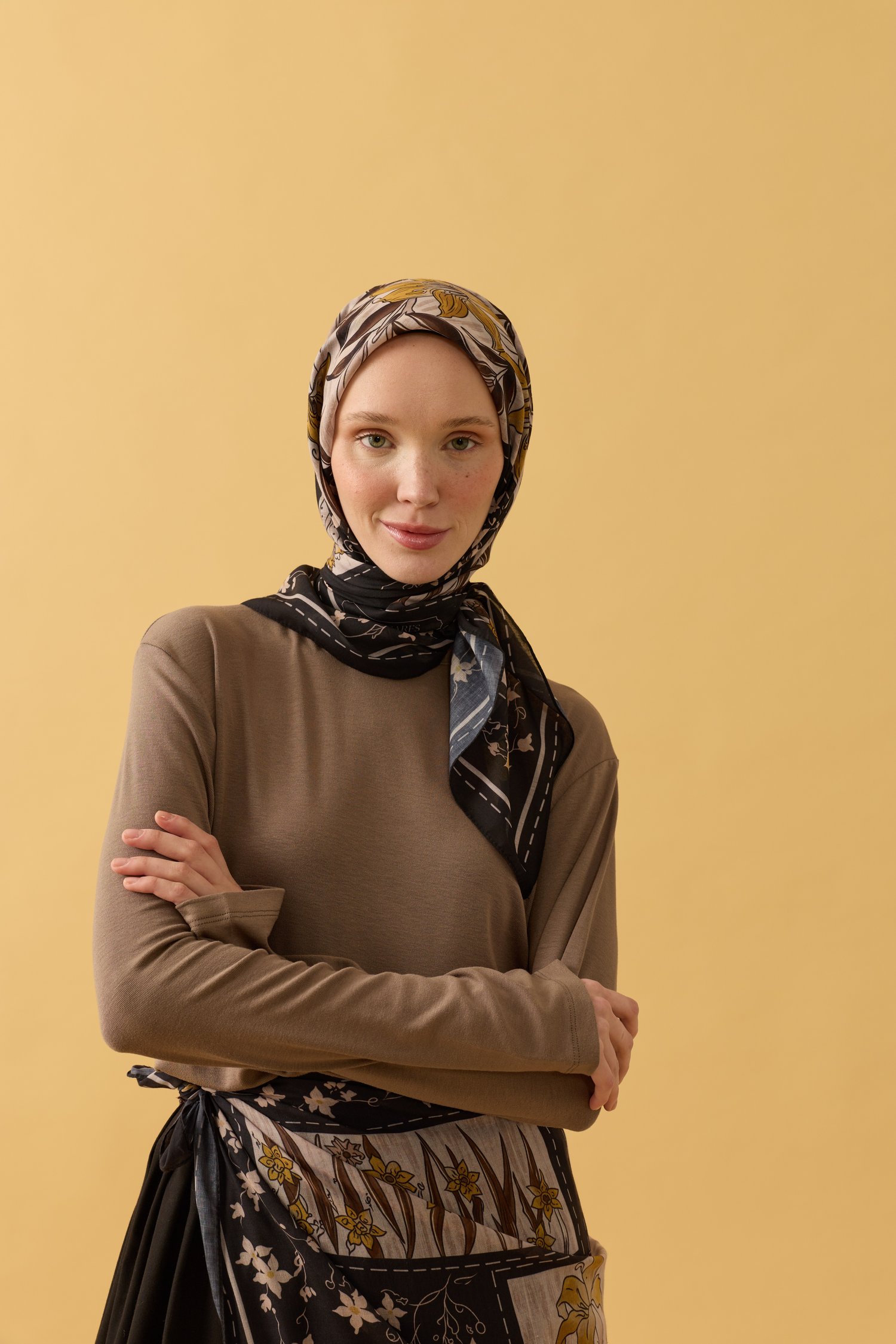 Zambak Pamuk Eşarp