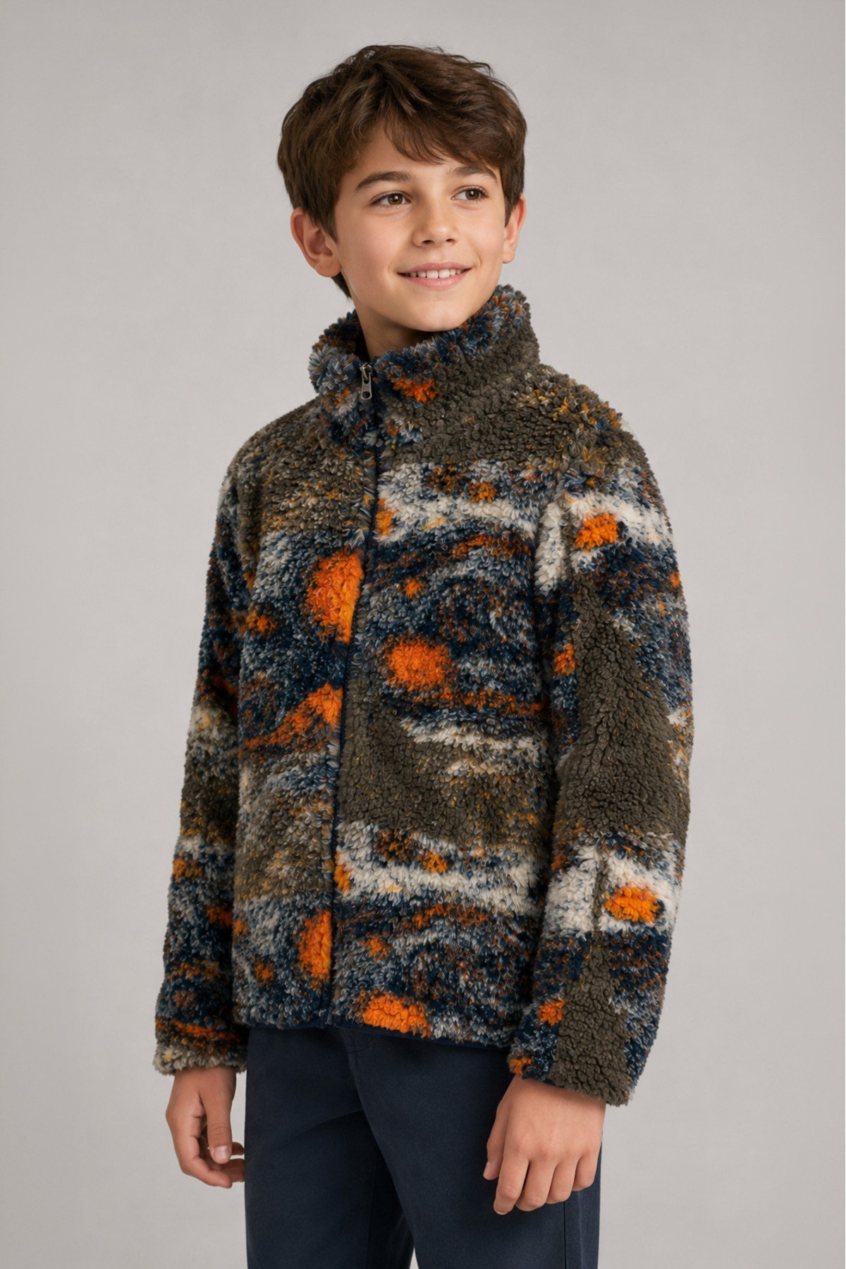 Çocuk Lacivert Turuncu Soyut Desenli Peluş Ceket – Dik Yaka, Fermuarlı, Cepsiz, Oversize