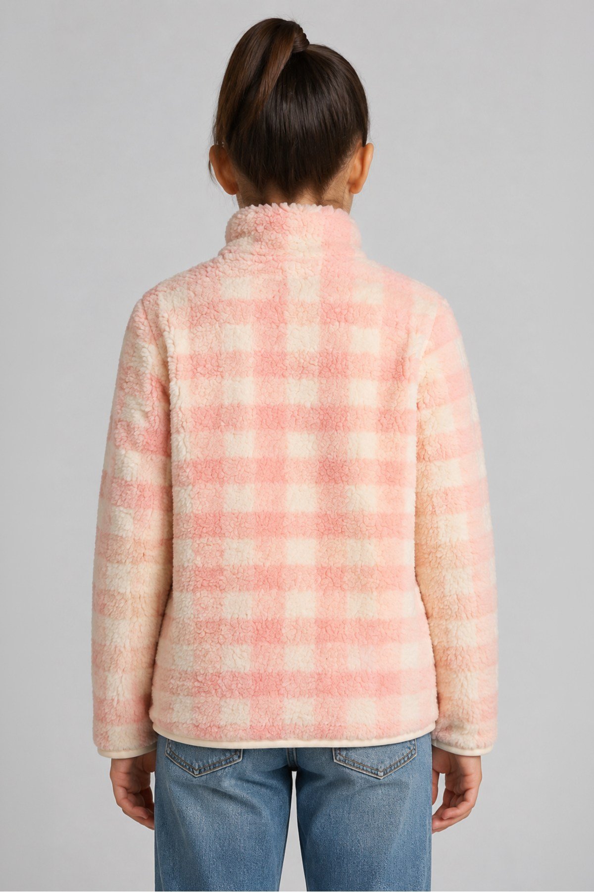 Çocuk Pembe Ekru Kareli Desenli Peluş Ceket – Dik Yaka, Fermuarlı, Cepsiz, Oversize