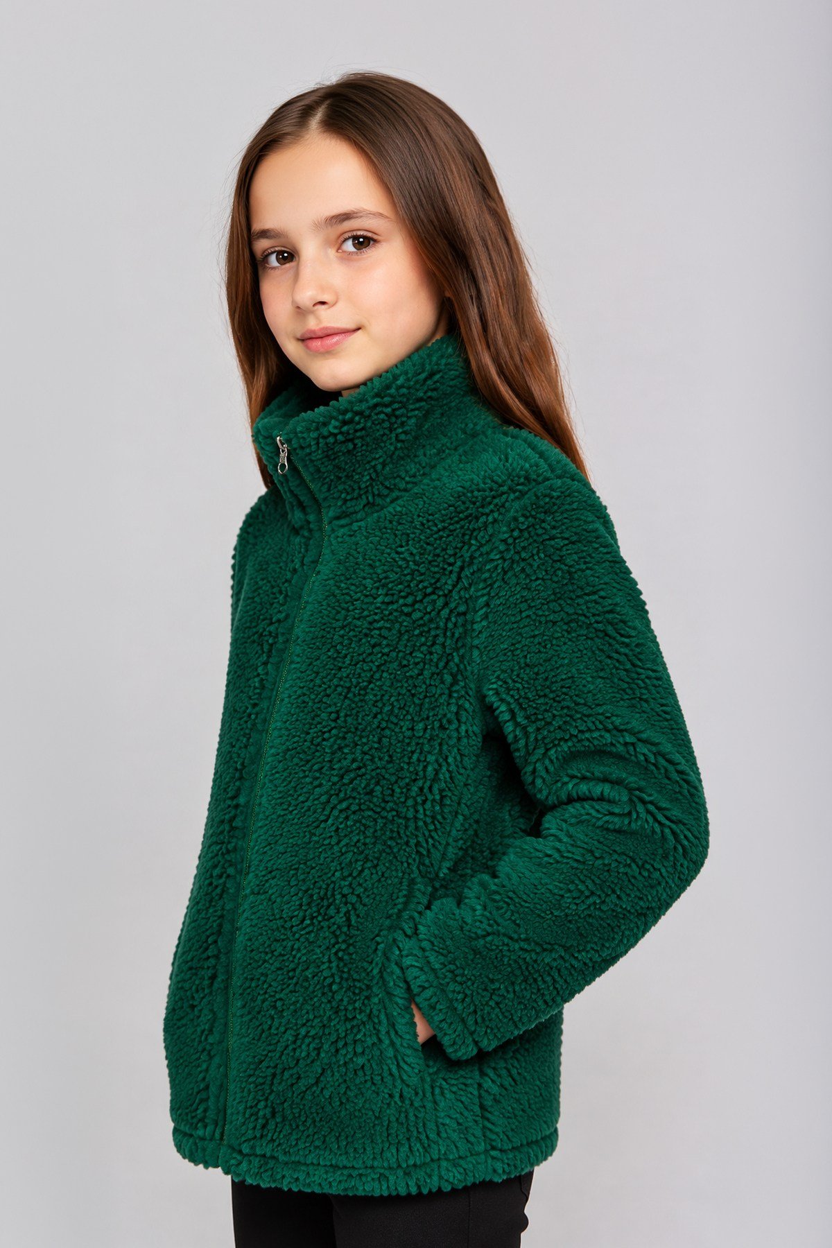 Çocuk Yeşil Düz Renk Peluş Ceket – Dik Yaka, Fermuarlı, Cepsiz, Oversize
