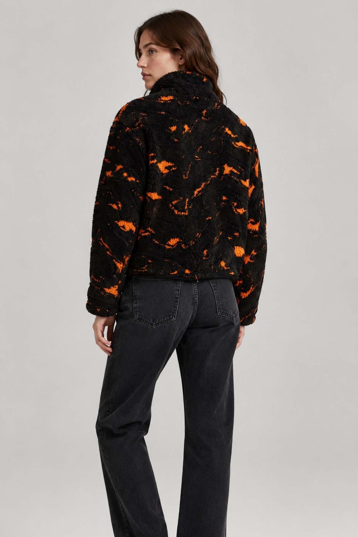 Unisex Siyah Neon Turuncu Soyut Desenli Peluş Mont – Dik Yaka, Fermuarlı, Oversize