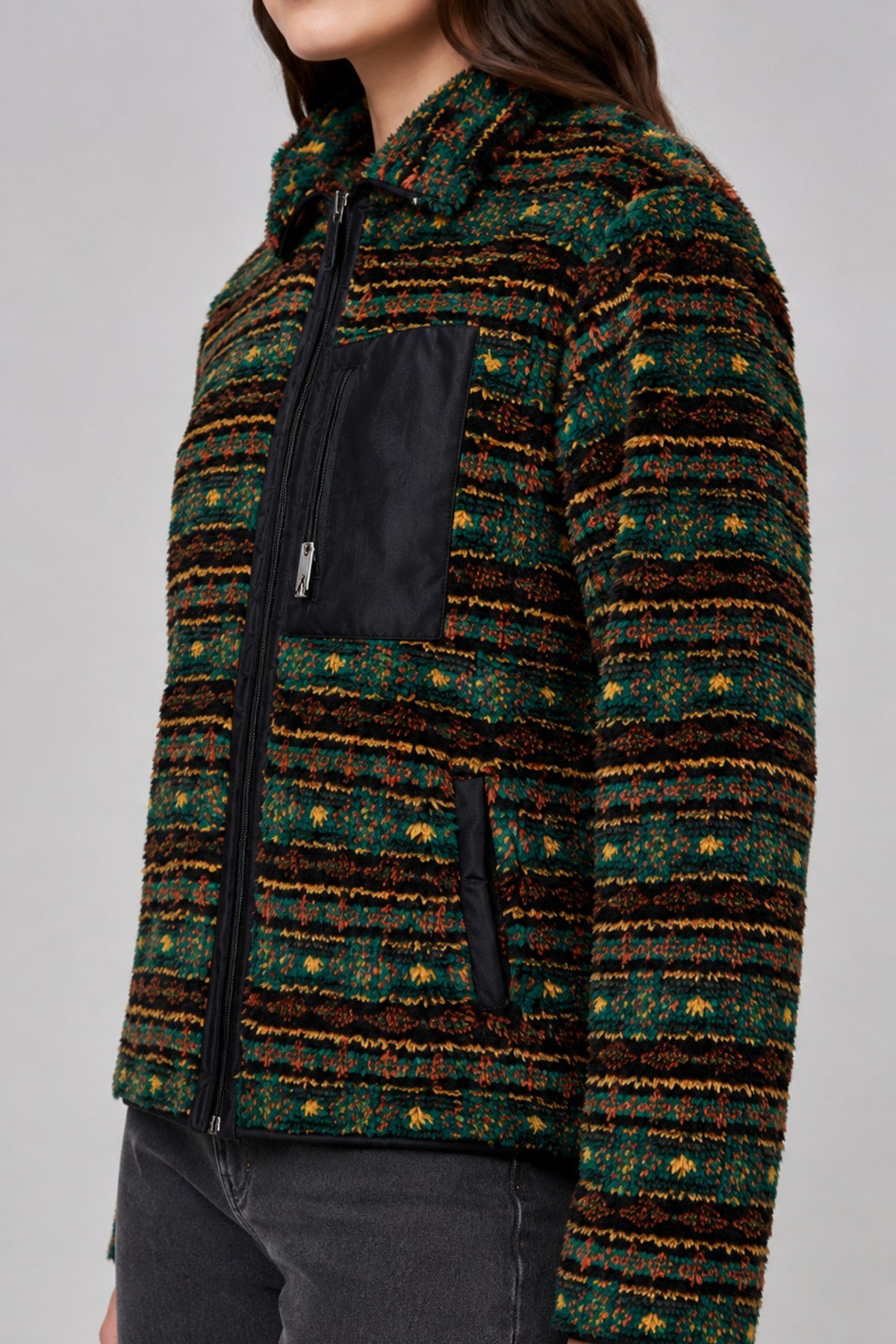 Unisex Yeşil Sarı Kiremit Etnik Desenli Peluş Mont – Dik Yaka, Fermuarlı, Çok Cepli, Oversize