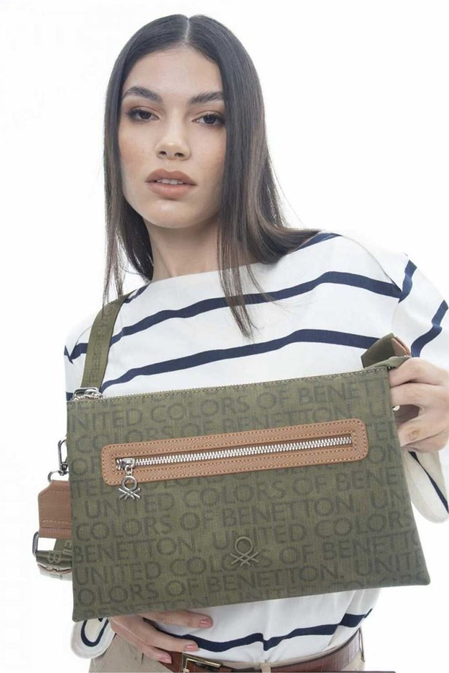 Benetton Monogram Kadın Çapraz Askılı Çanta