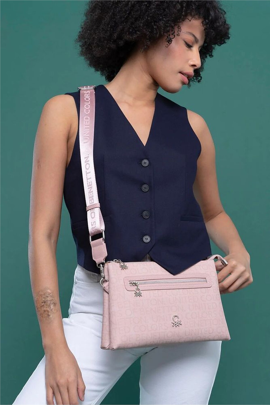 Benetton Monogram Kadın Çapraz Askılı Çanta