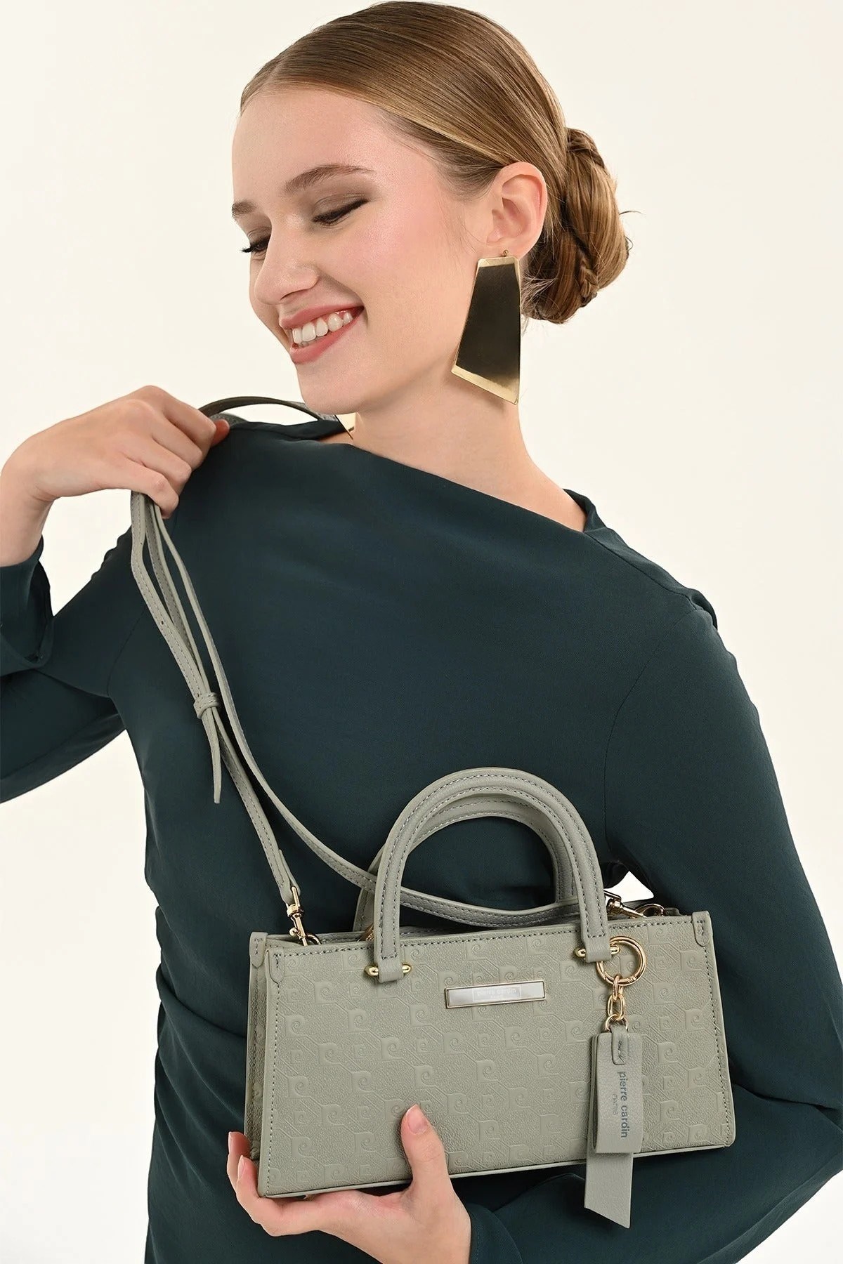 Pierre Cardin Logo Detaylı Kadın El Çantası