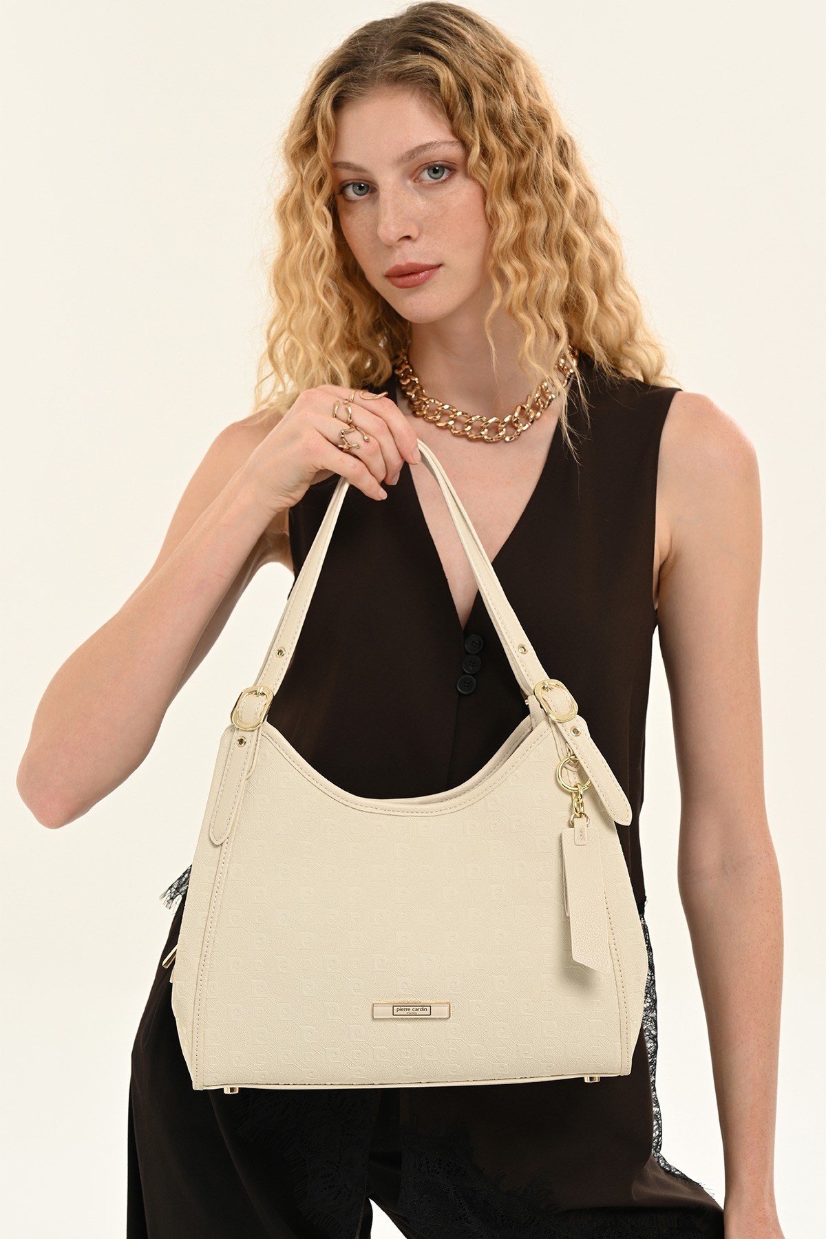 Pierre Cardin Logo Detaylı Kadın Omuz Çantası
