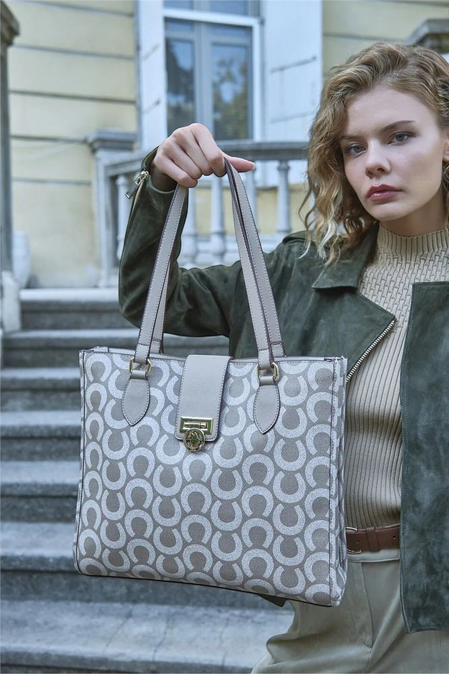 U.S. Polo Assn. Logo Detaylı Kadın Omuz Çantası