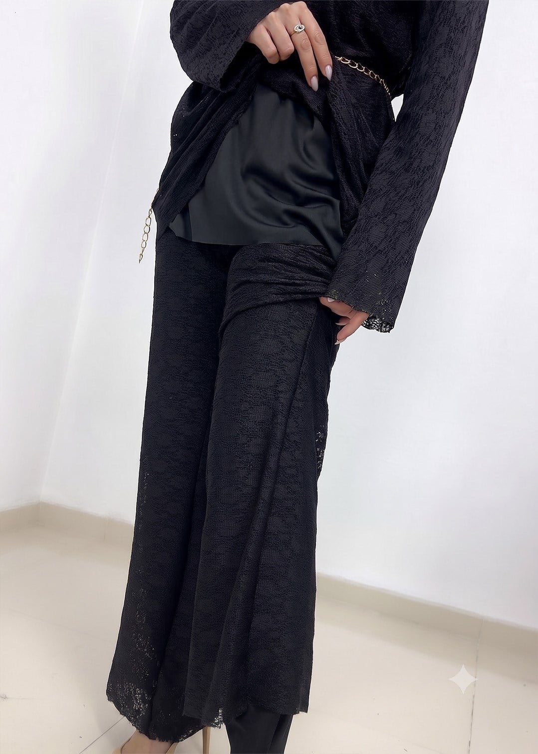 Dantelli Astarlı Pantolon Takım - Siyah