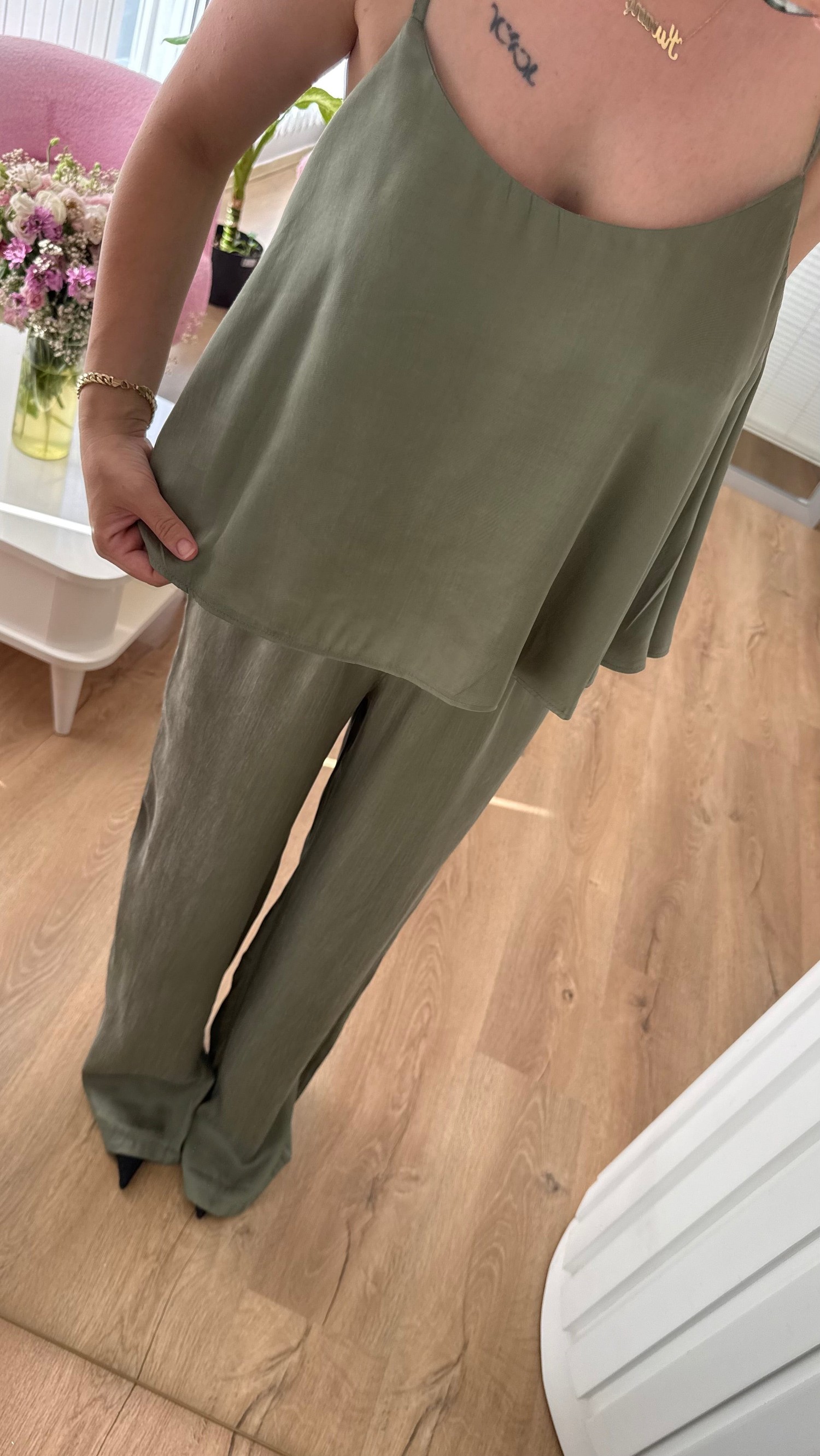 HAKİ ASKILI BLUZ PANTOLON TAKIM