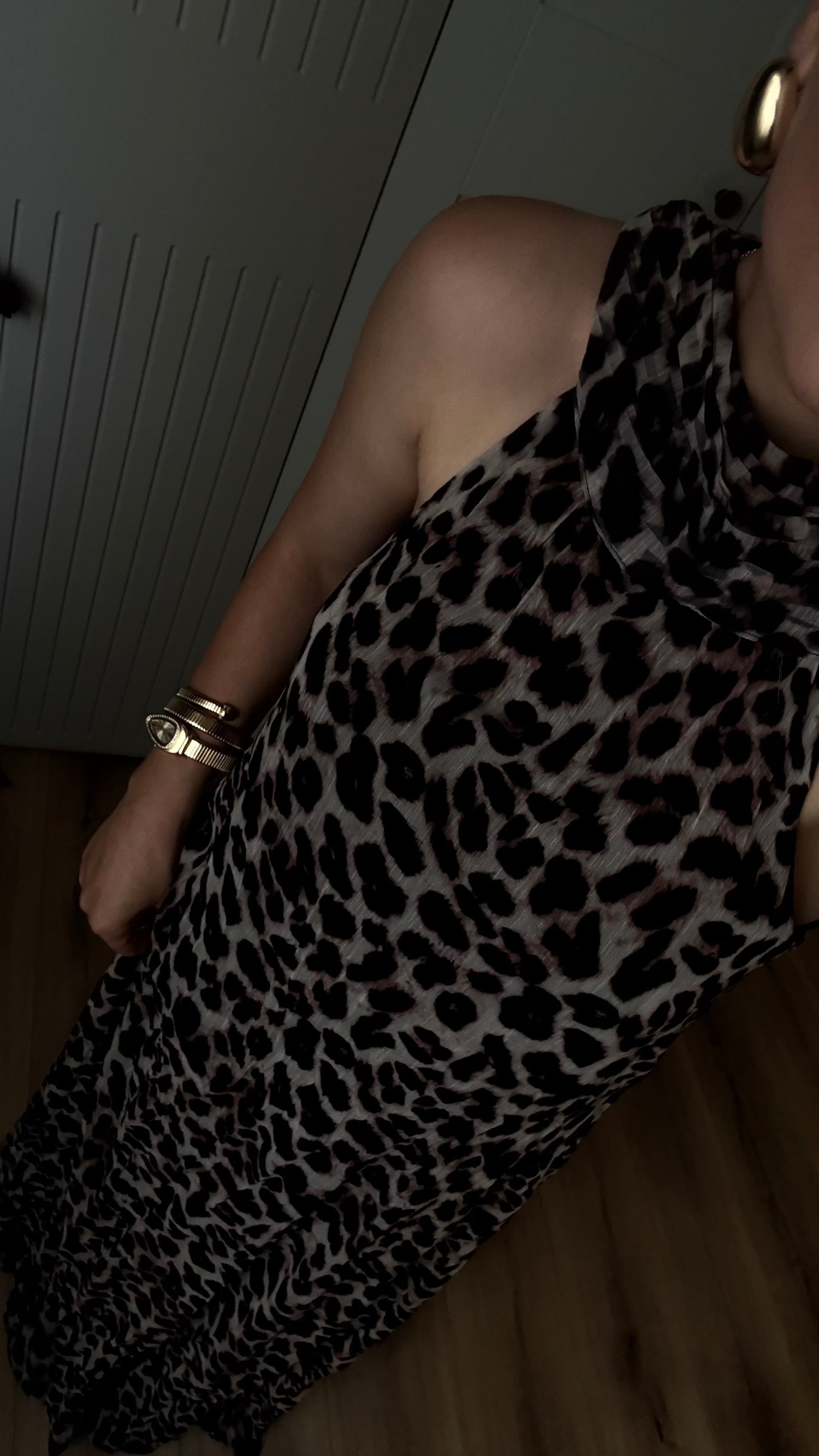 HALTER YAKA ASTARLI LEOPAR UZUN ELBİSE