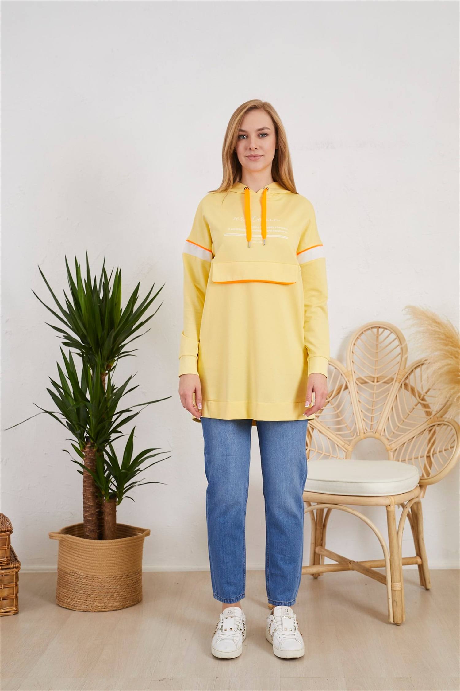 BASKILI SWEATSHIRT