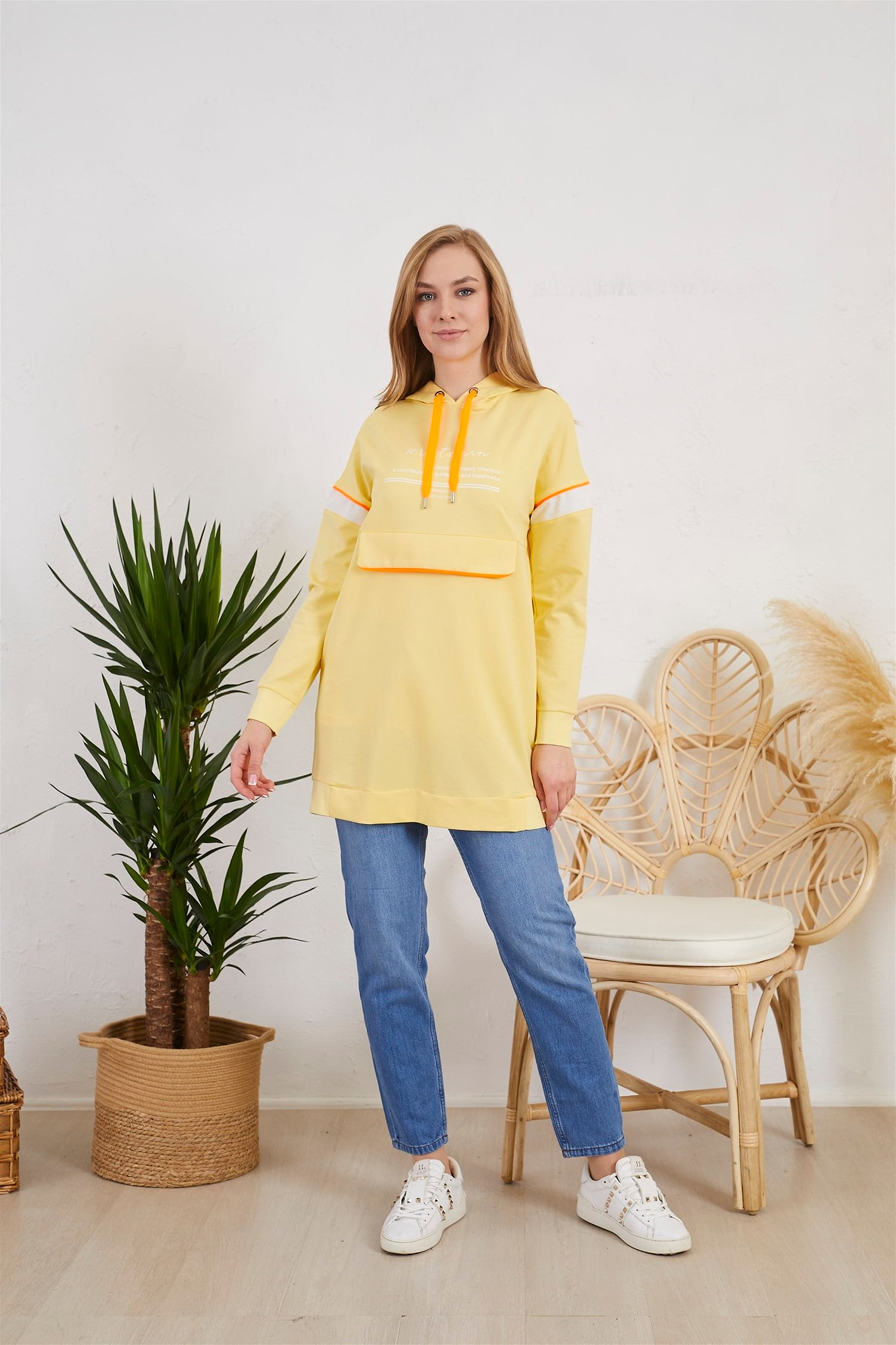 BASKILI SWEATSHIRT