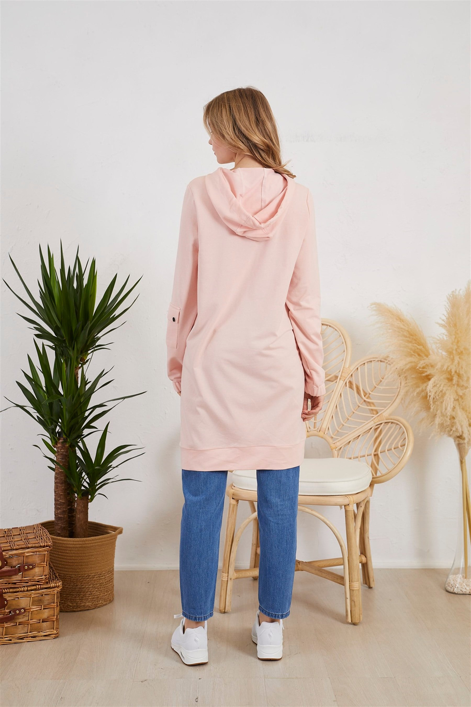 CEP AKSESUARLI BASKILI SWEATSHIRT