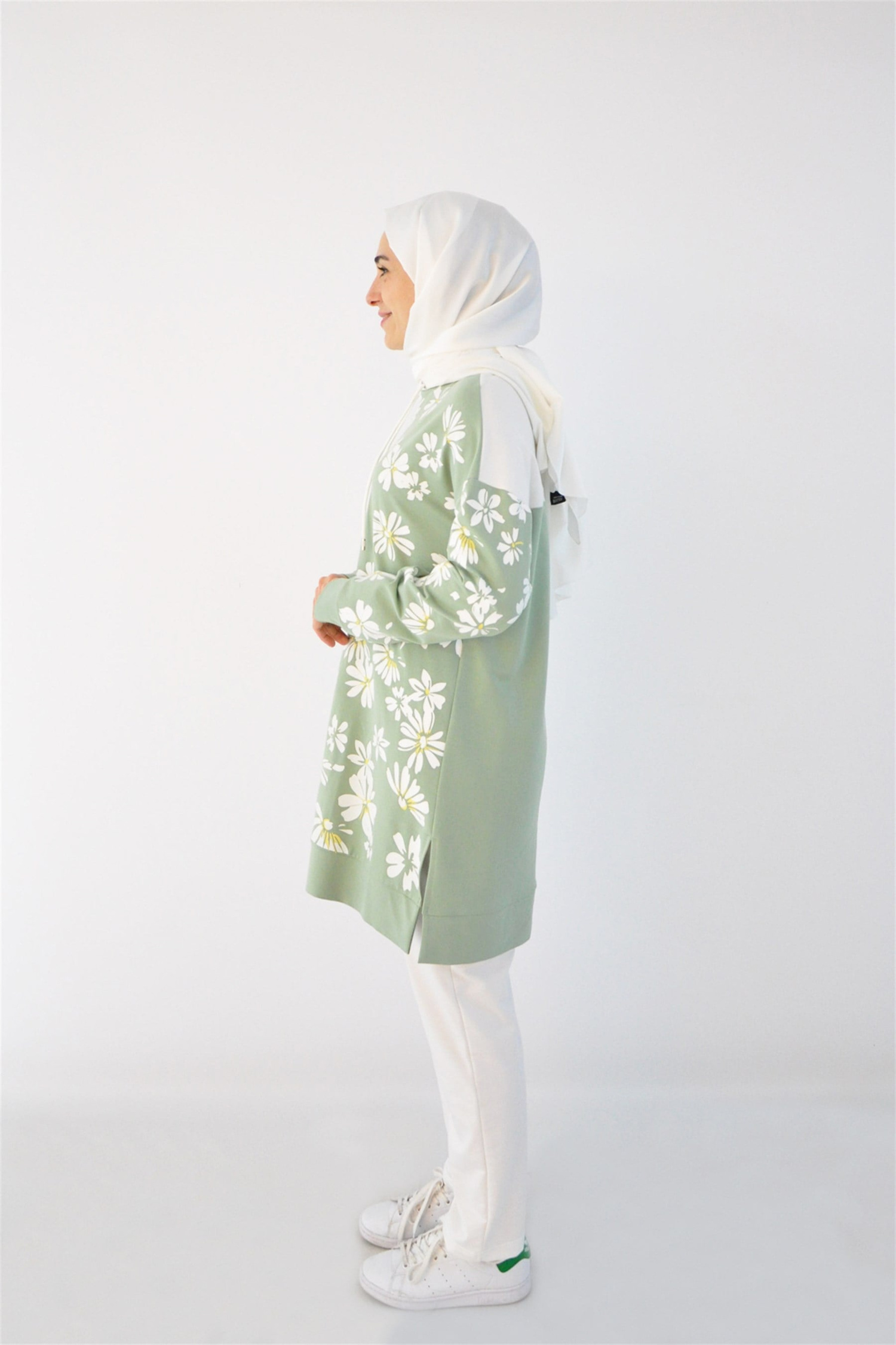 ÇİÇEK BASKILI SWEATSHIRT