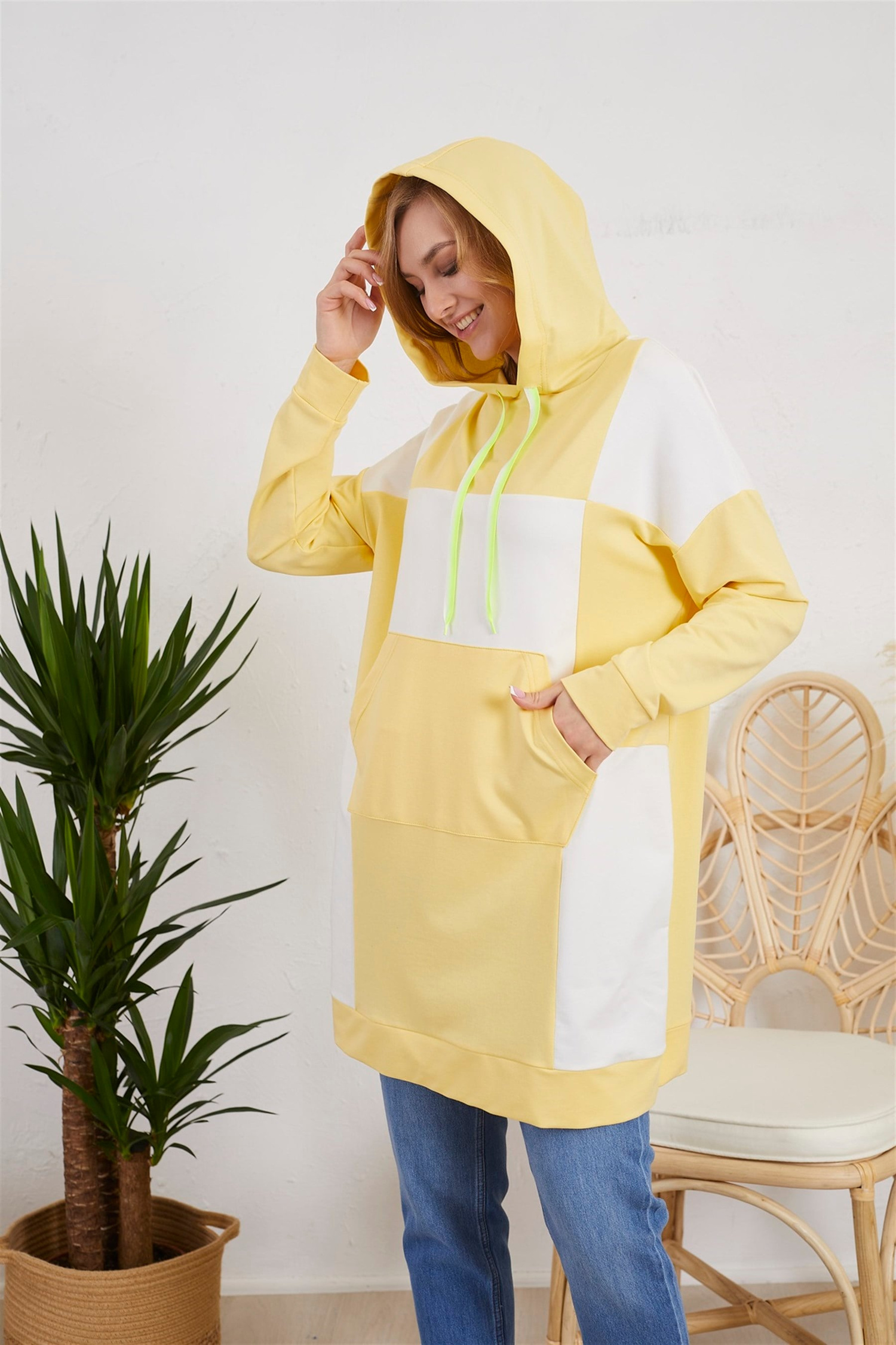 KANGURU CEPLİ SWEATSHIRT