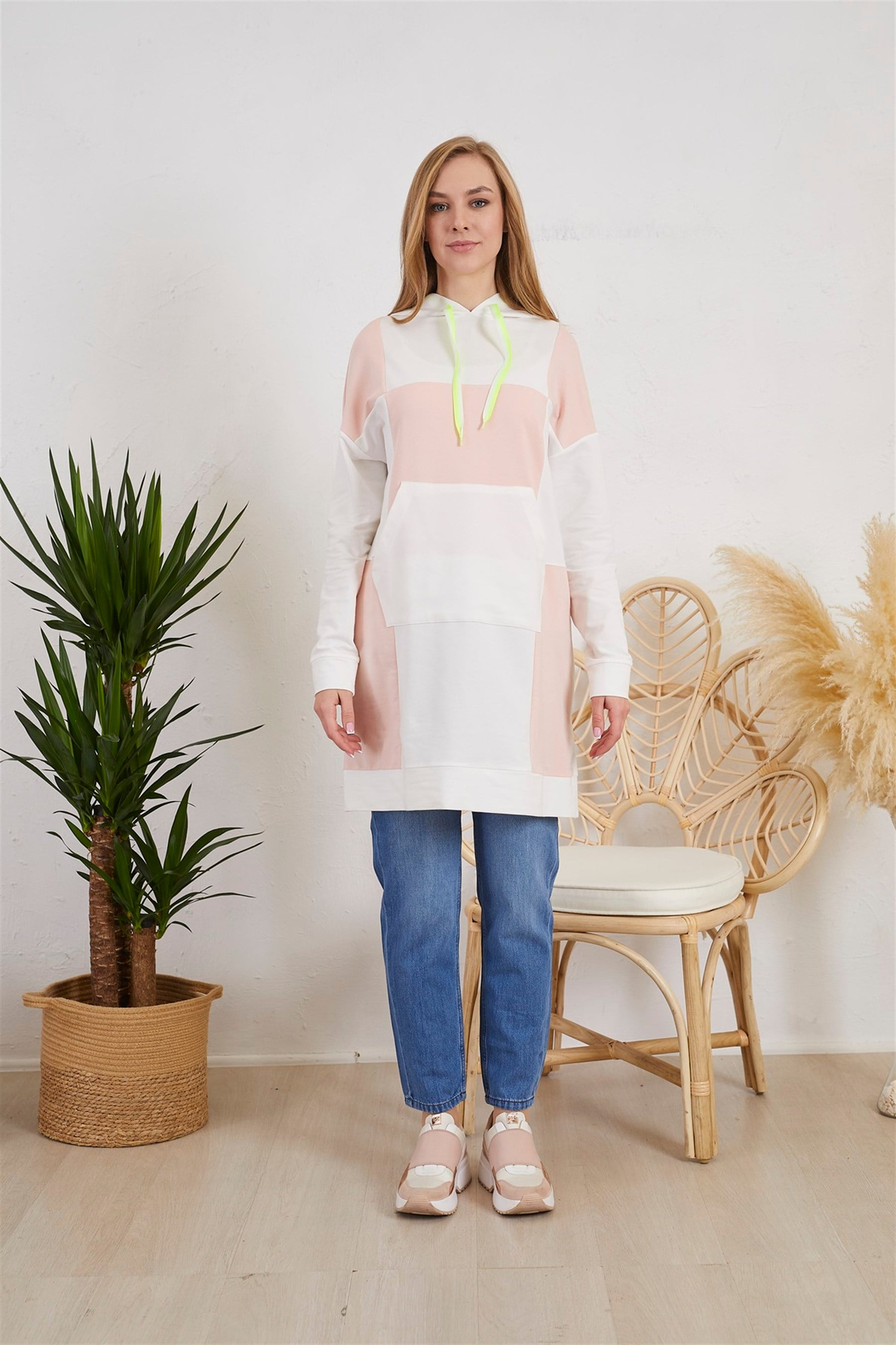 KANGURU CEPLİ SWEATSHIRT